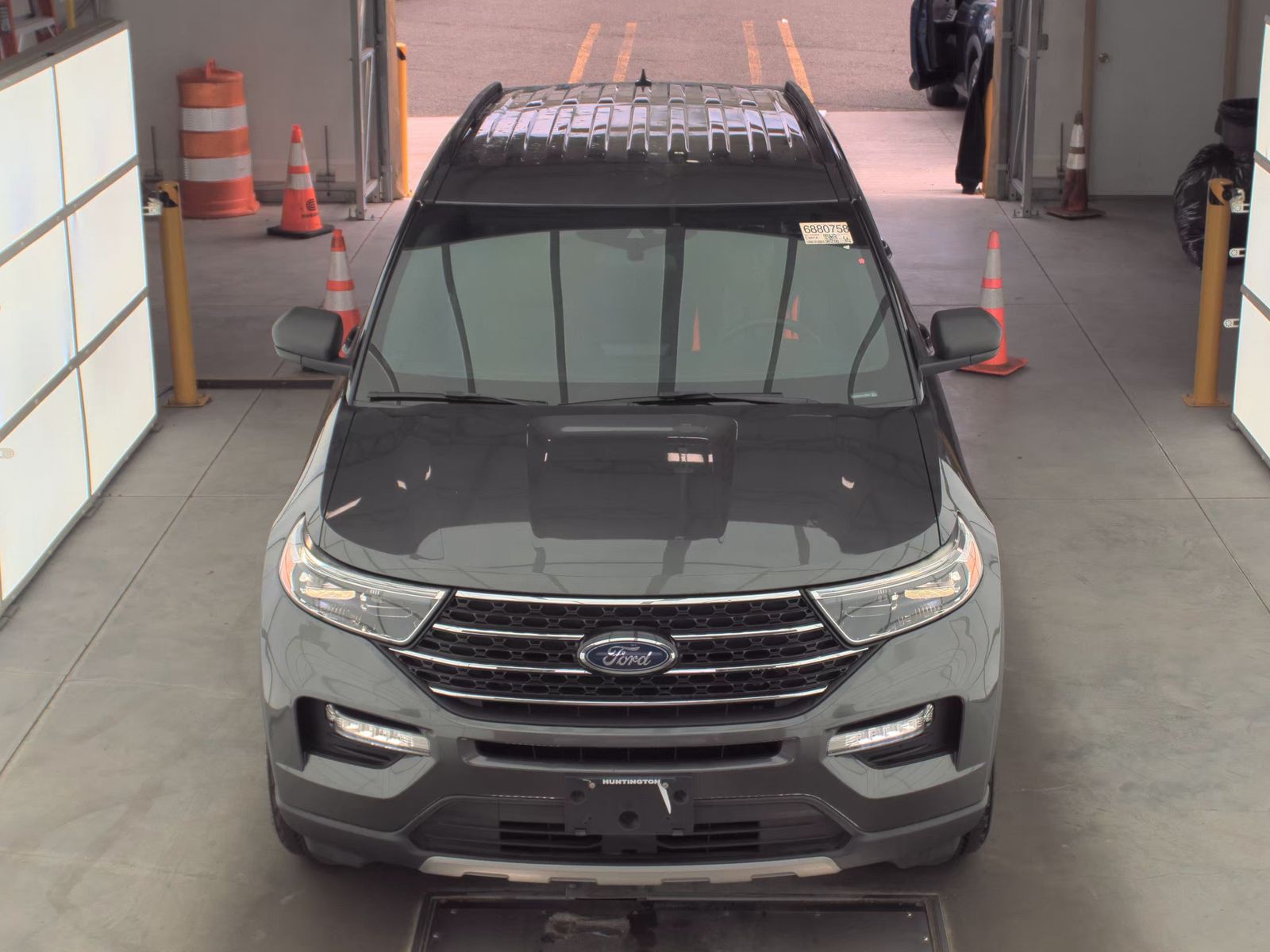 FORD EXPLORER - 3
