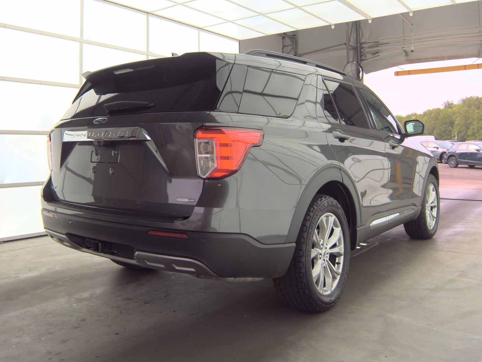 FORD EXPLORER - 6