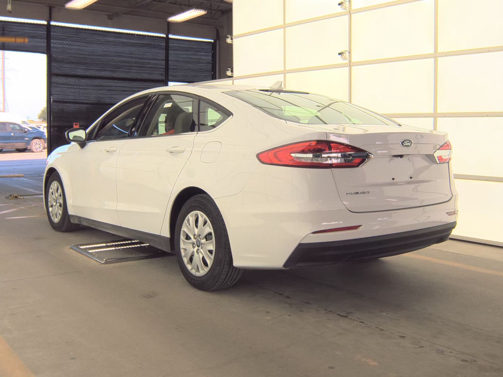 FORD FUSION - 9