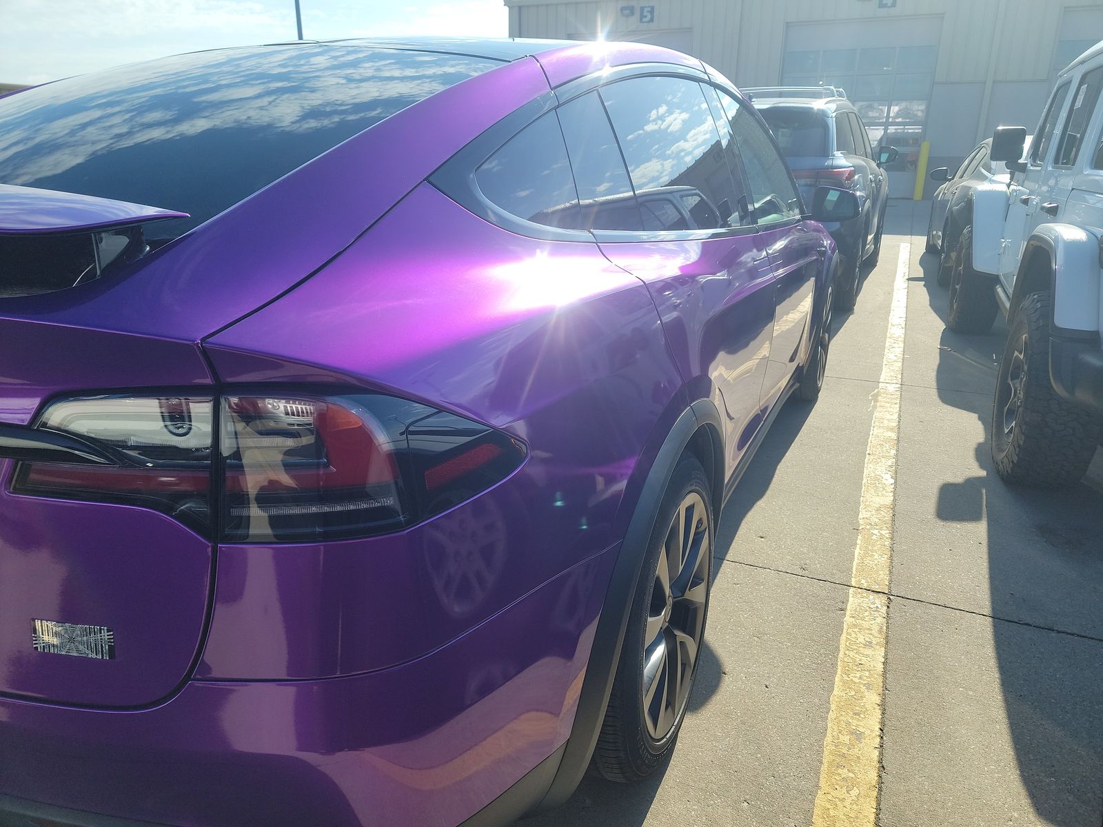 TESLA MODEL X - 5