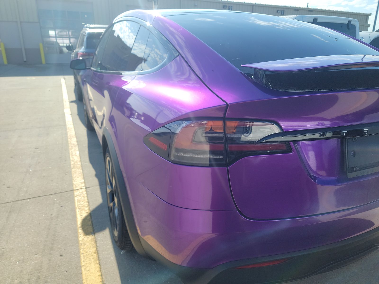 TESLA MODEL X - 7