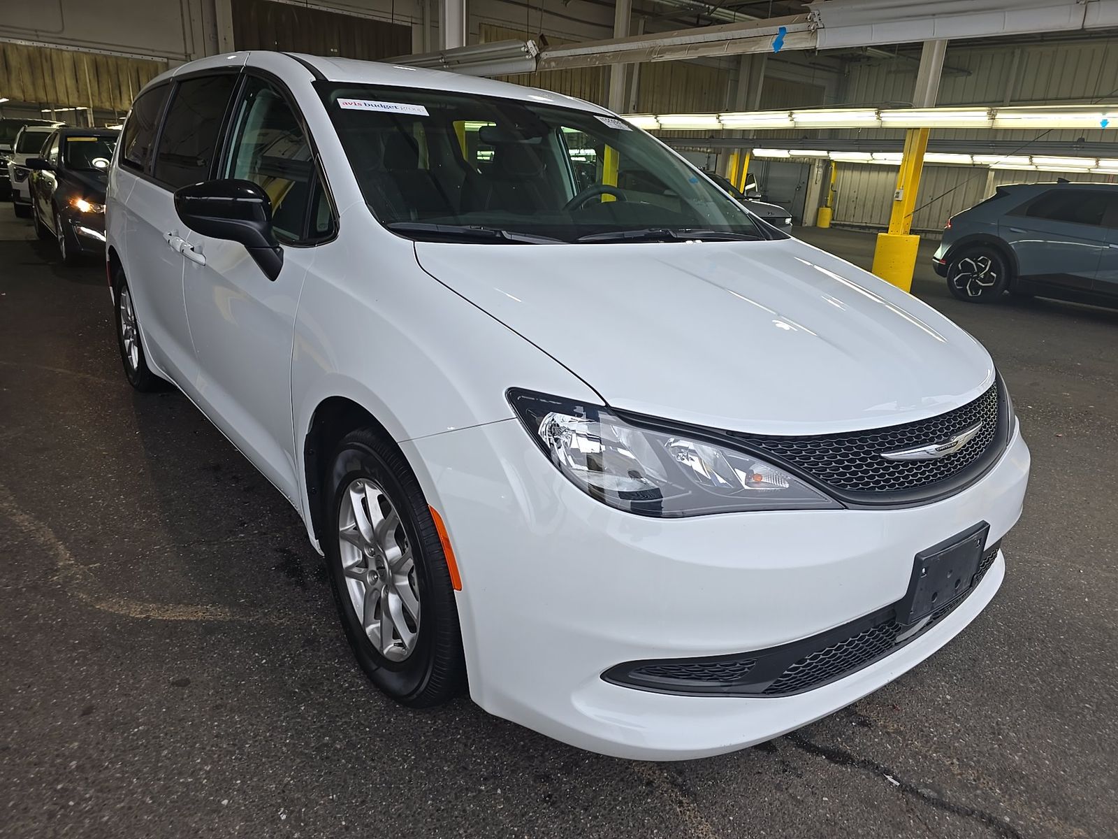 CHRYSLER VOYAGER - 4