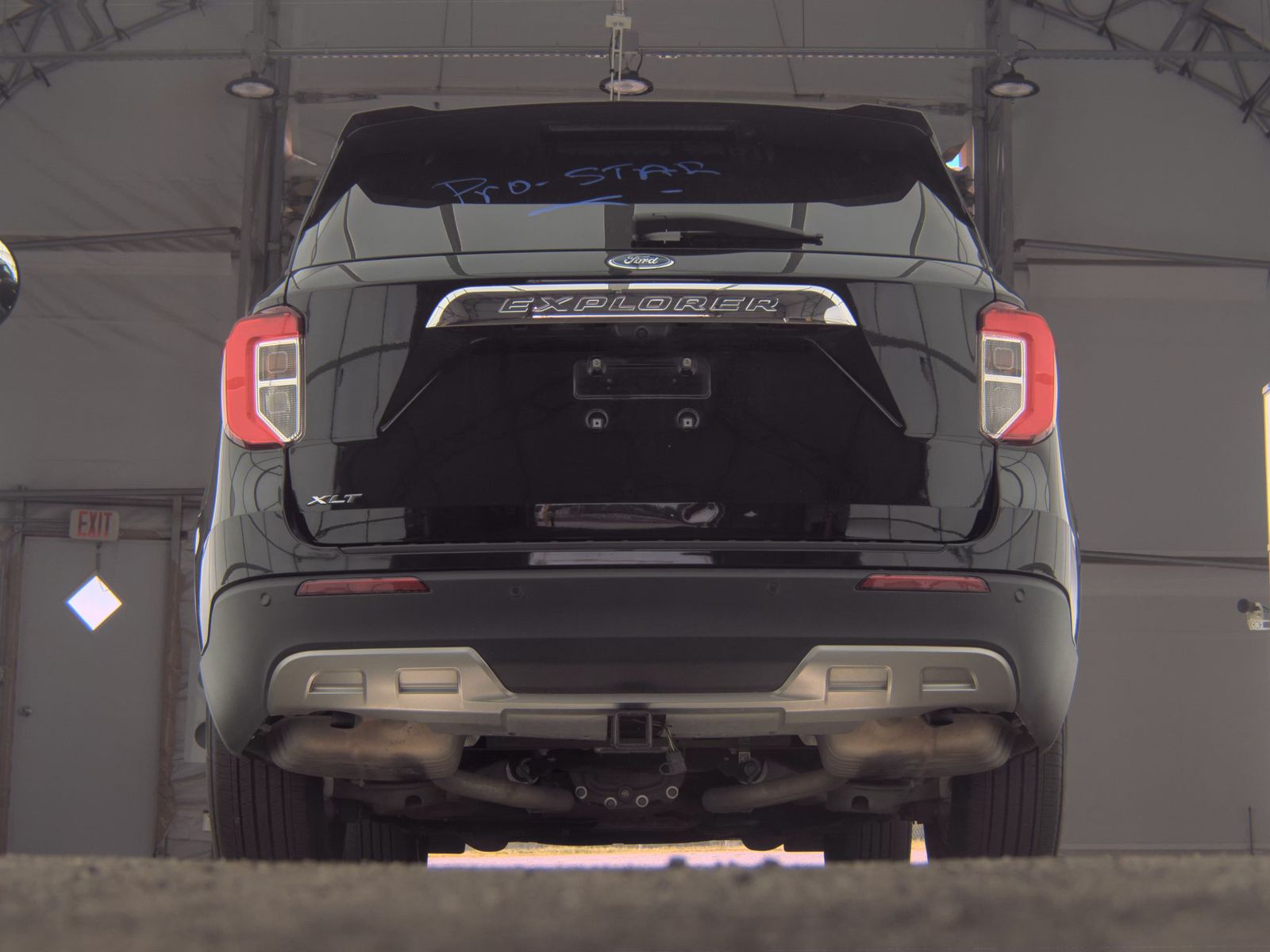 FORD EXPLORER - 8