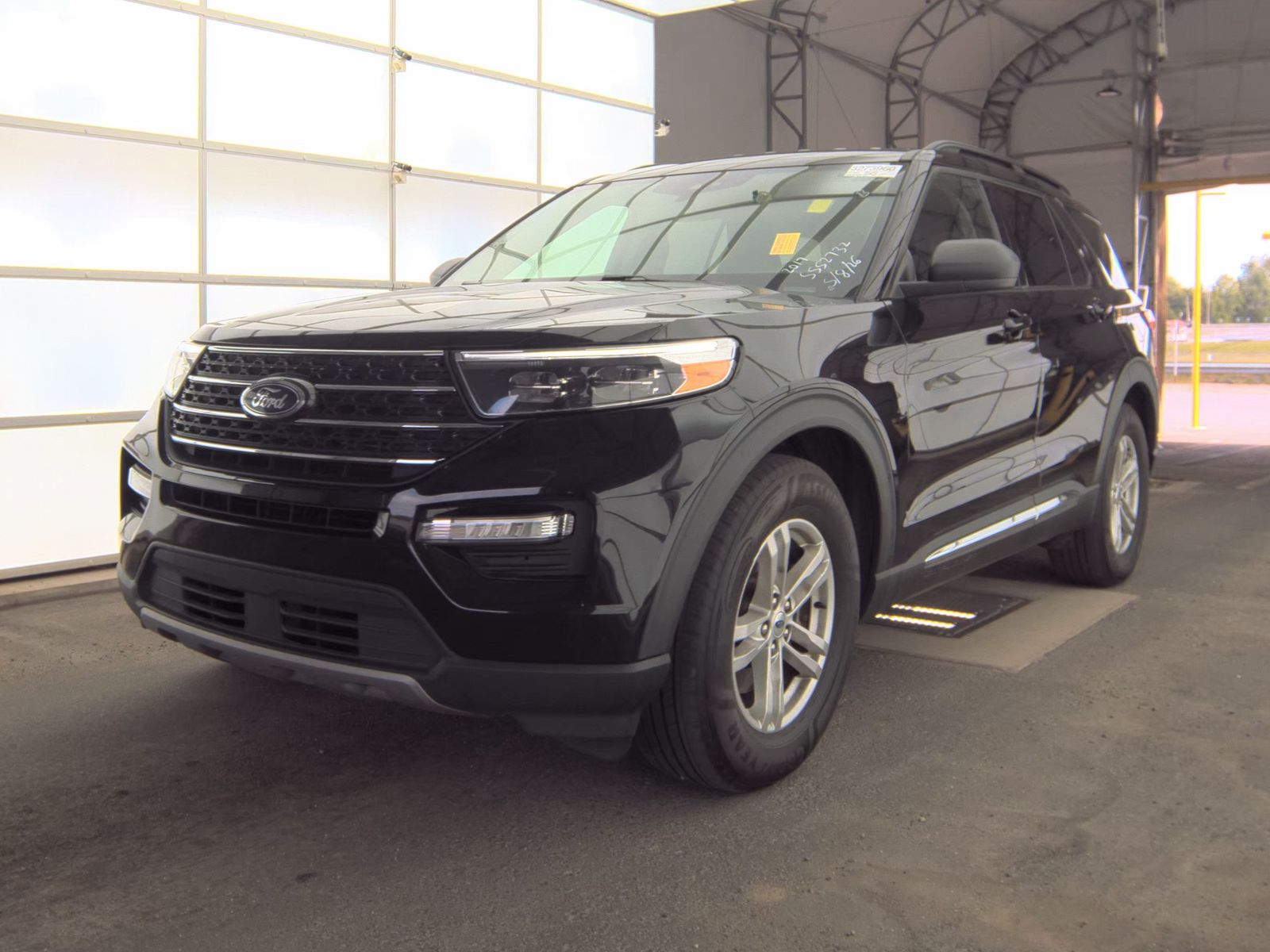 FORD EXPLORER - 1