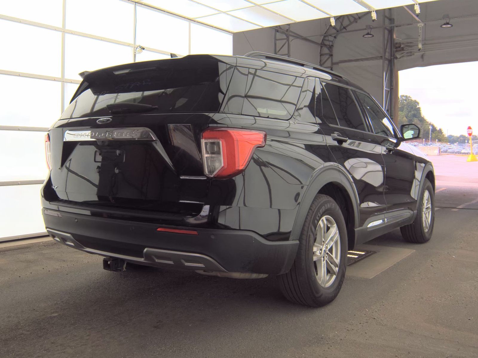 FORD EXPLORER - 6