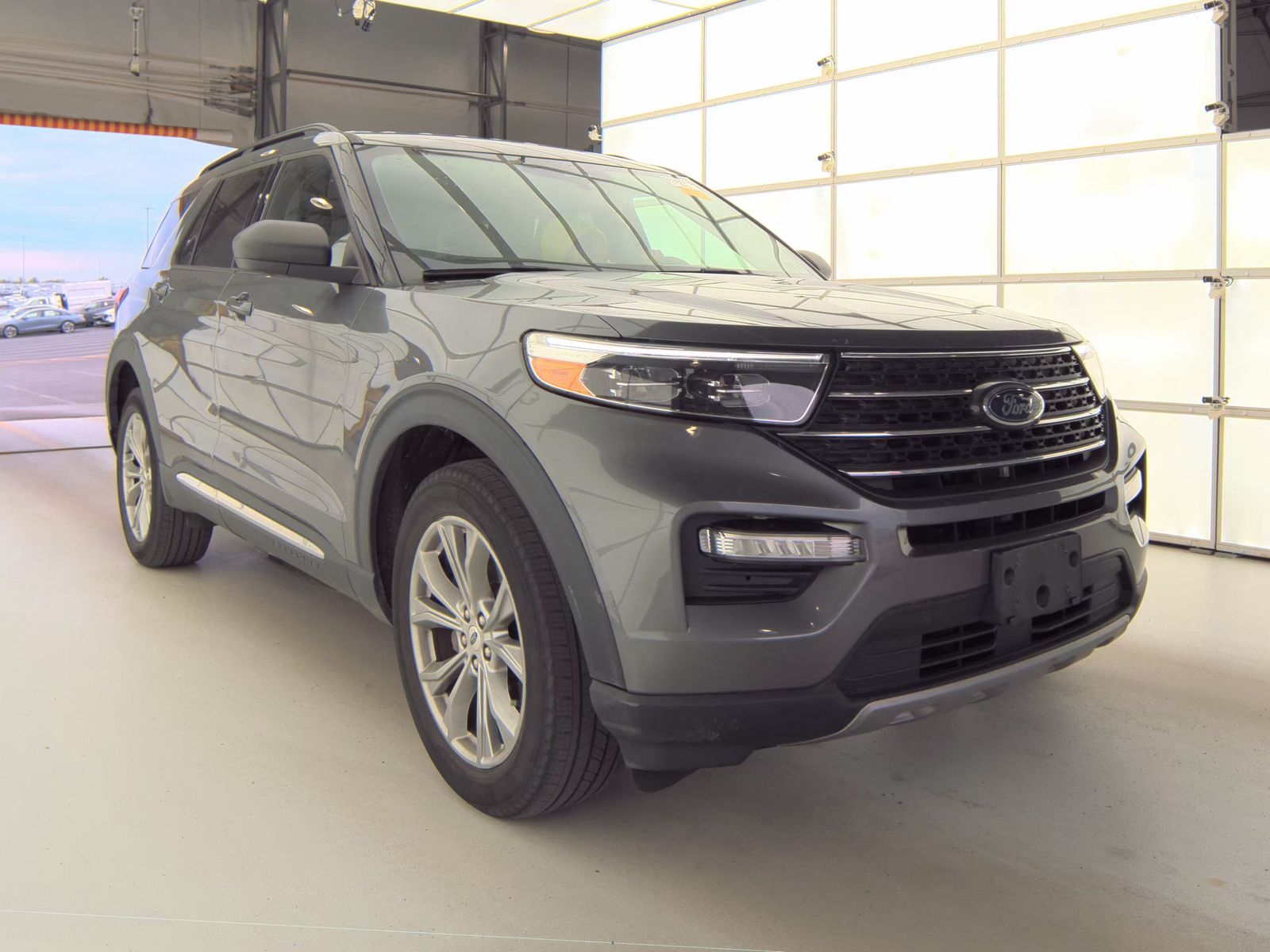 FORD EXPLORER - 5