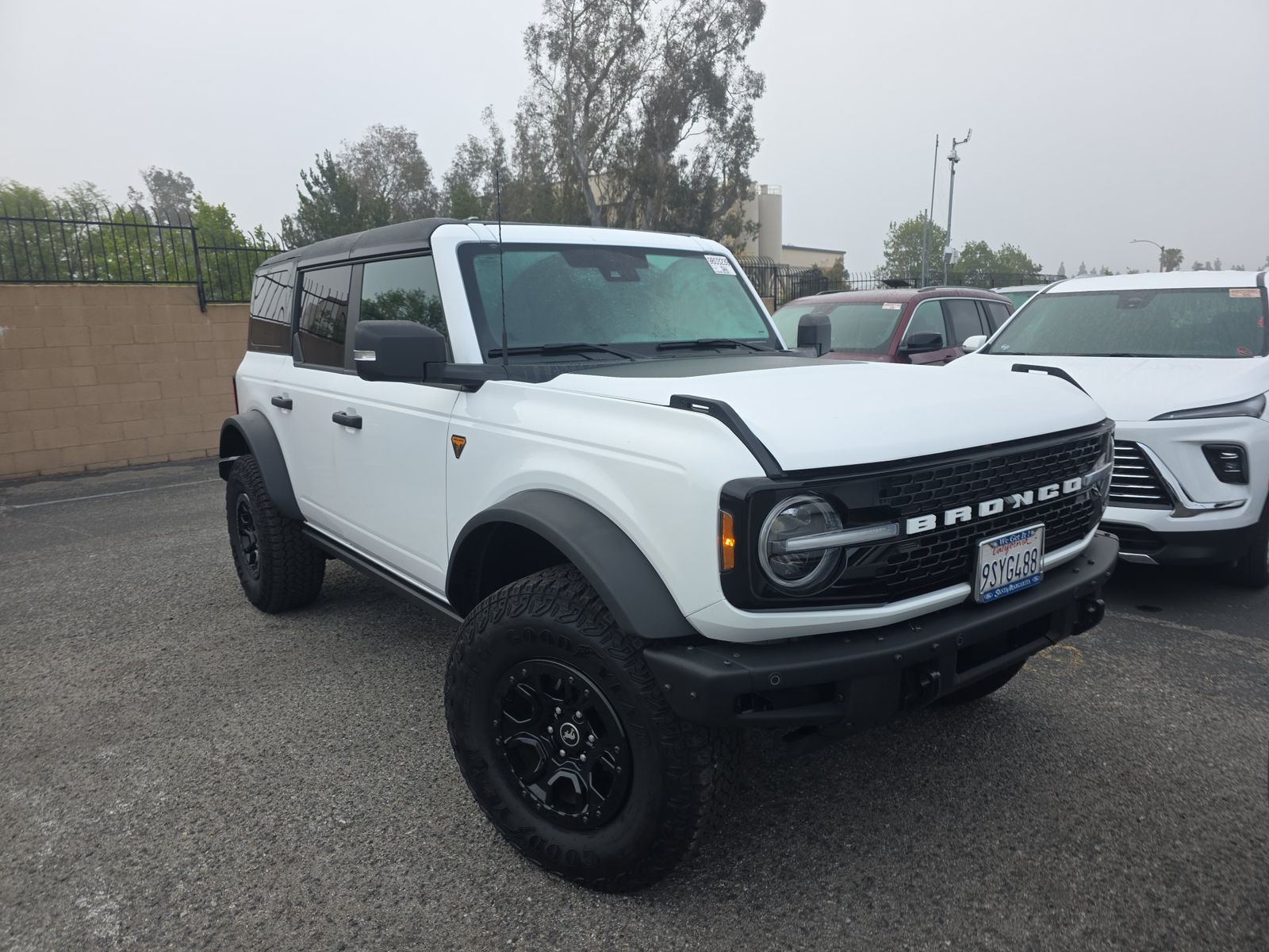 FORD BRONCO - 4