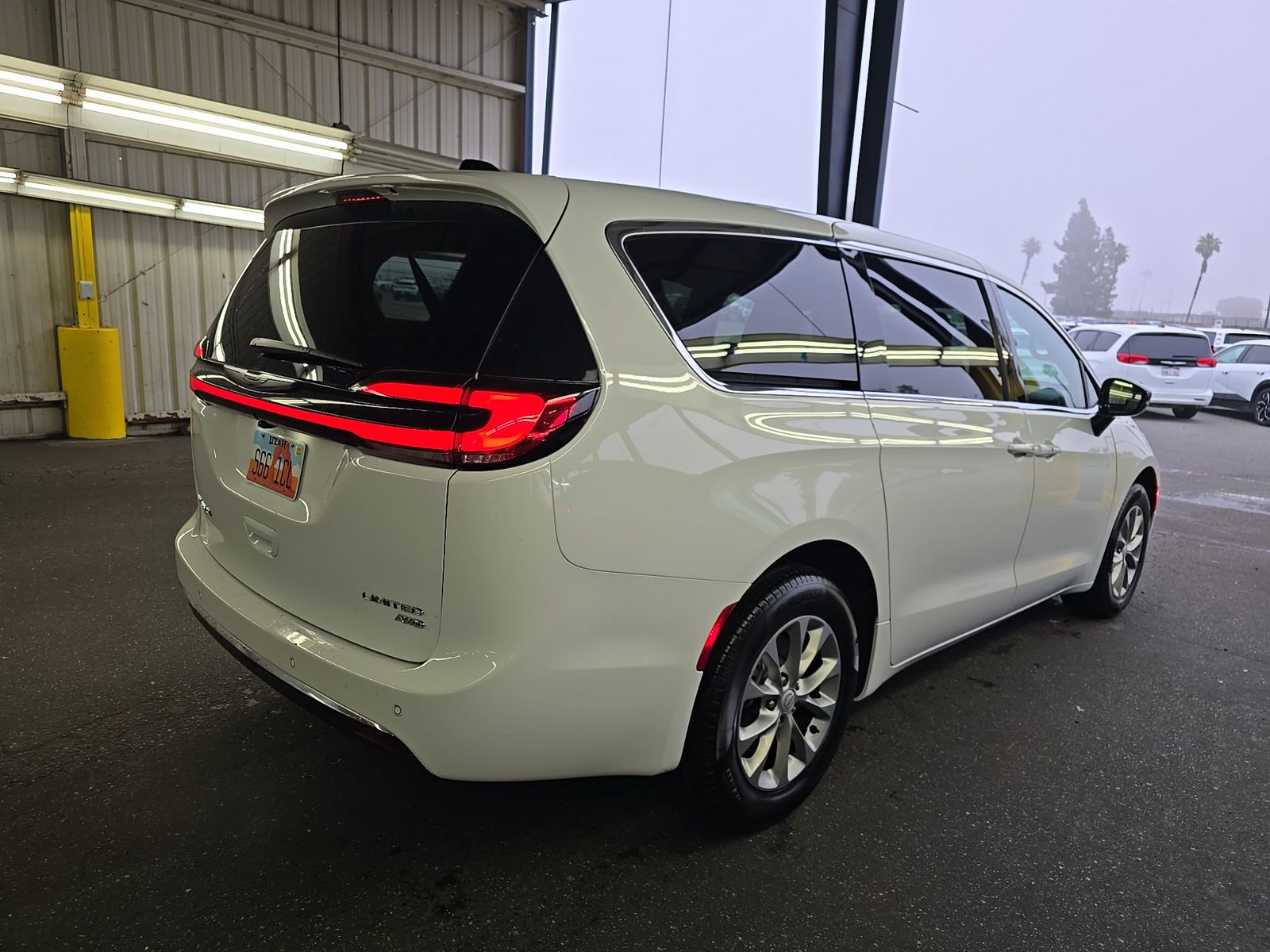 2026 Chrysler Pacifica Limited AWD