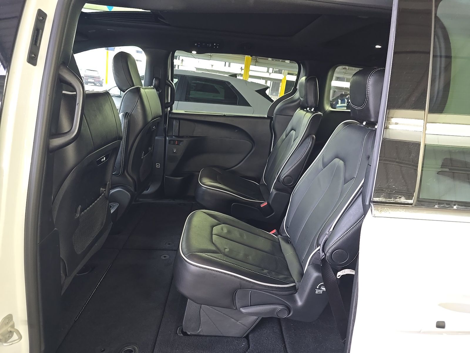 2026 Chrysler Pacifica Limited AWD