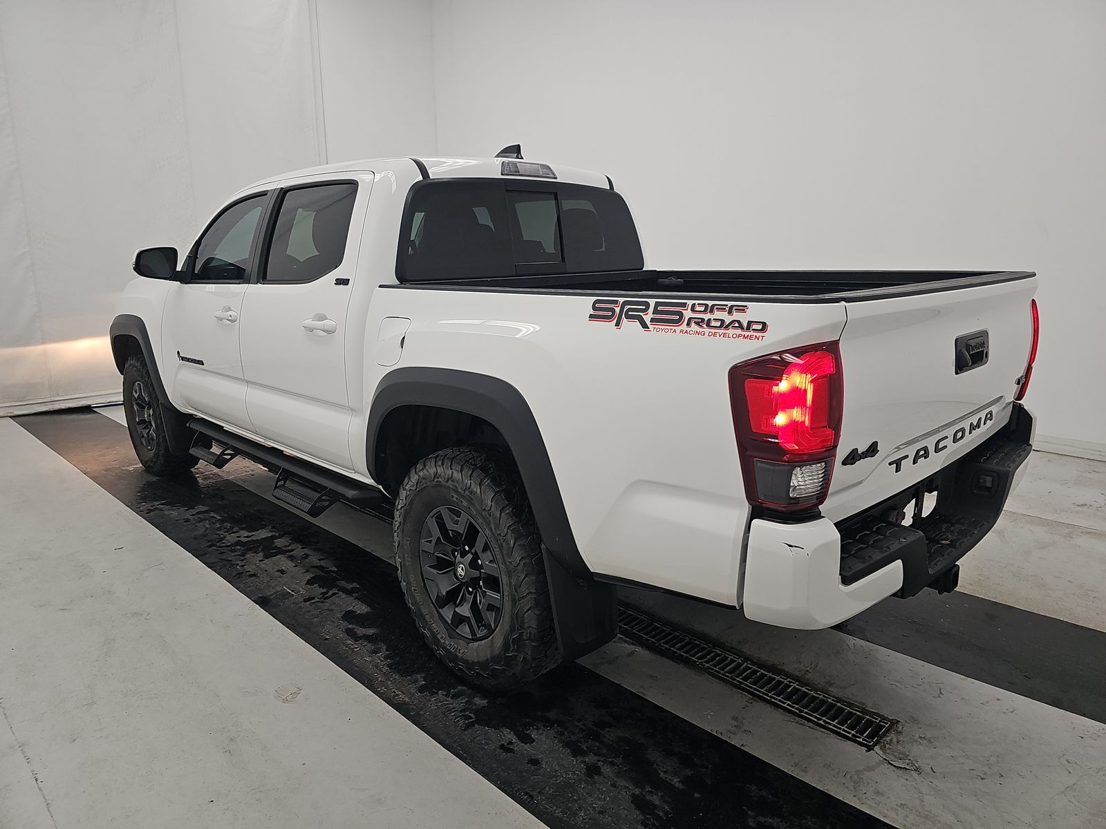 2021 Toyota Tacoma SR5 AWD