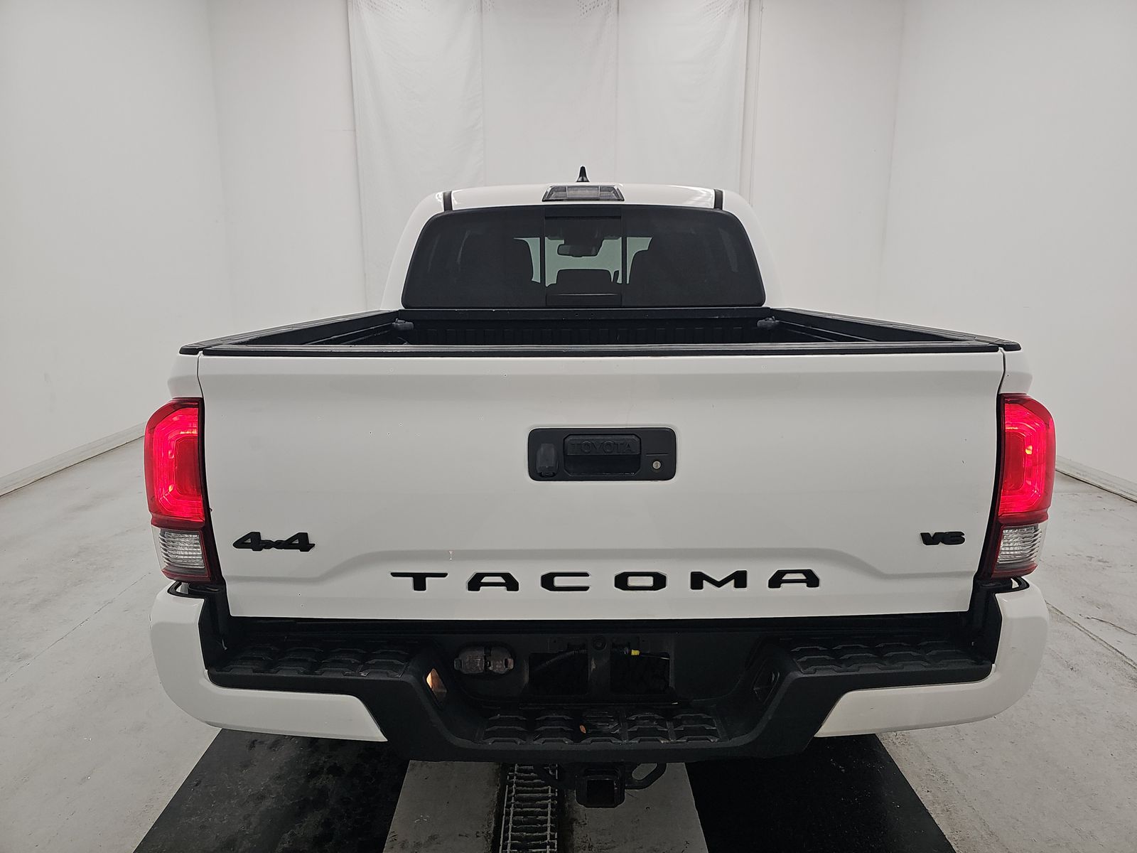 2021 Toyota Tacoma SR5 AWD