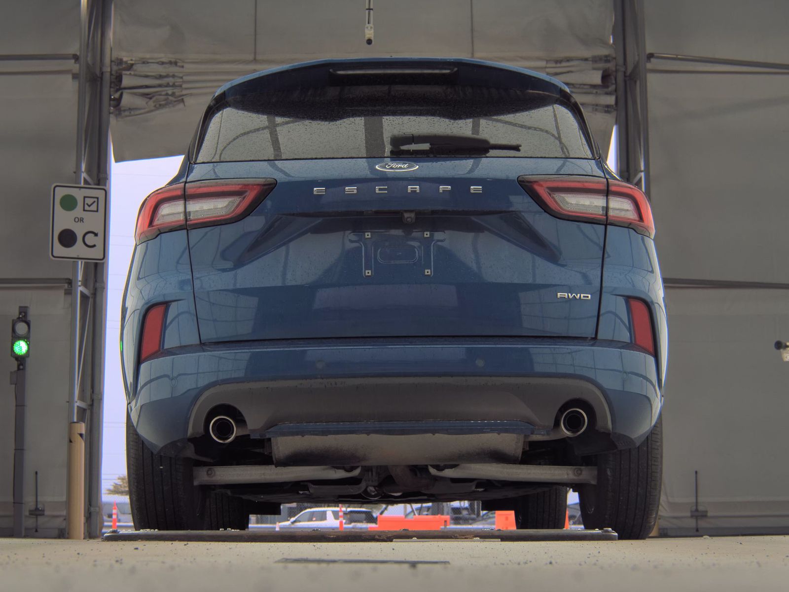 FORD ESCAPE - 8