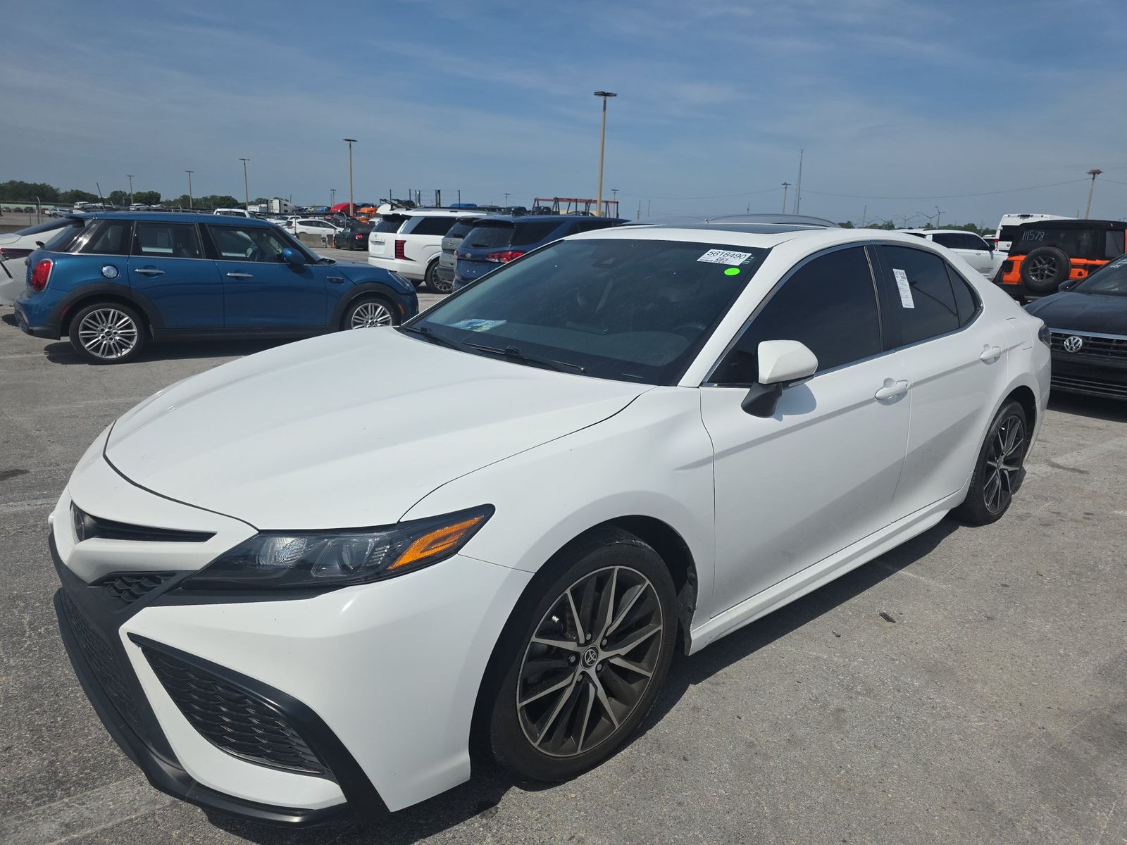 TOYOTA CAMRY - 1