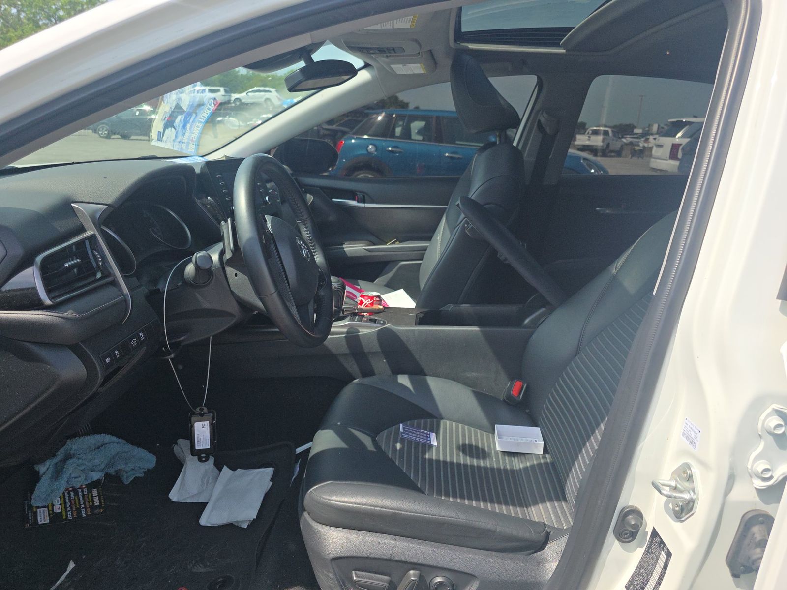 TOYOTA CAMRY - 8