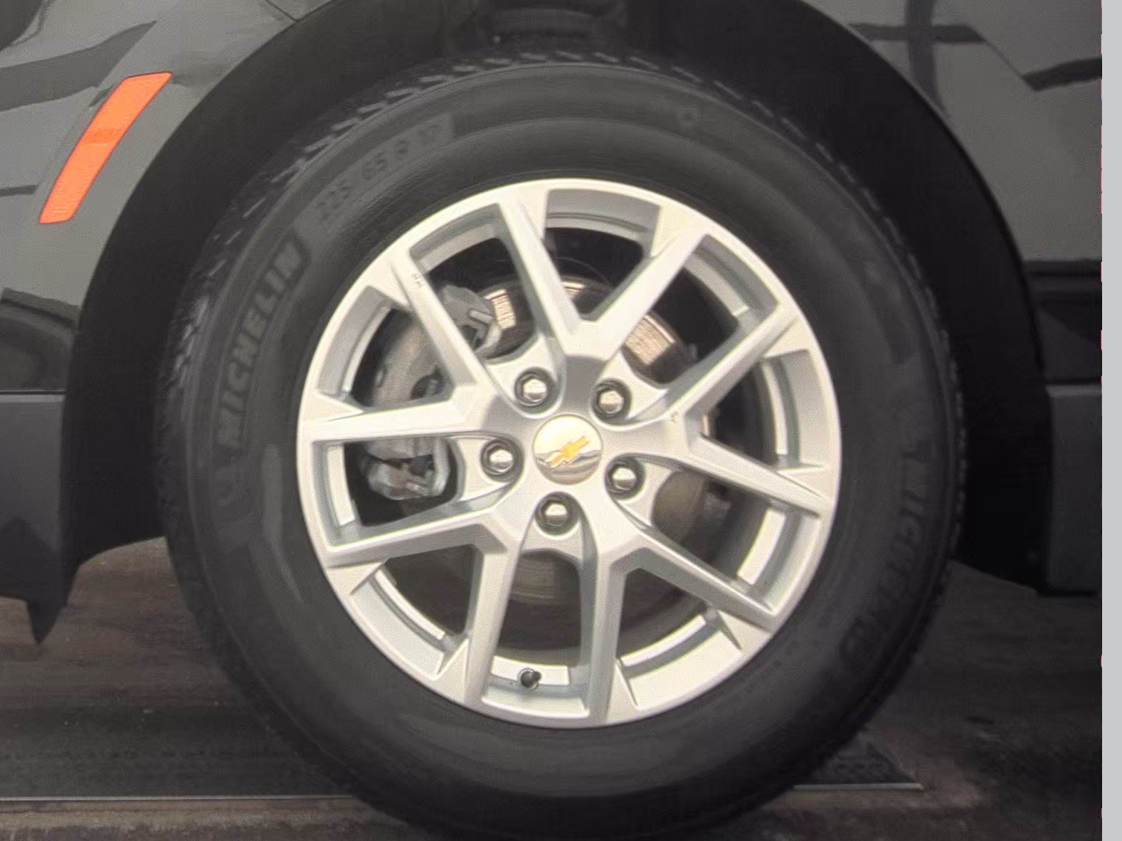 2024 Chevrolet Equinox LT FWD