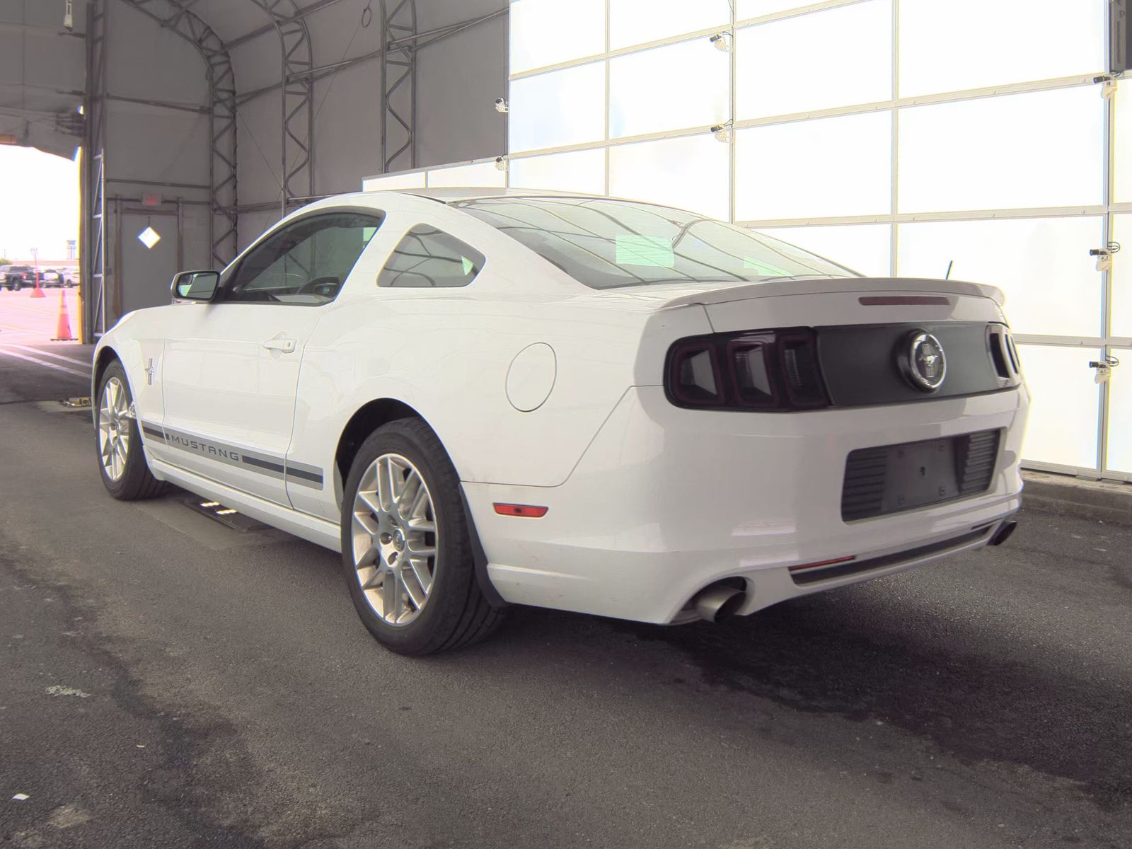 FORD MUSTANG - 9
