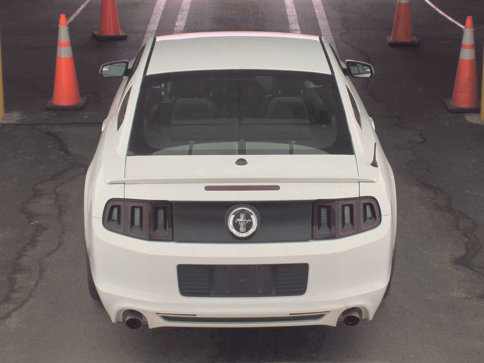 FORD MUSTANG - 7