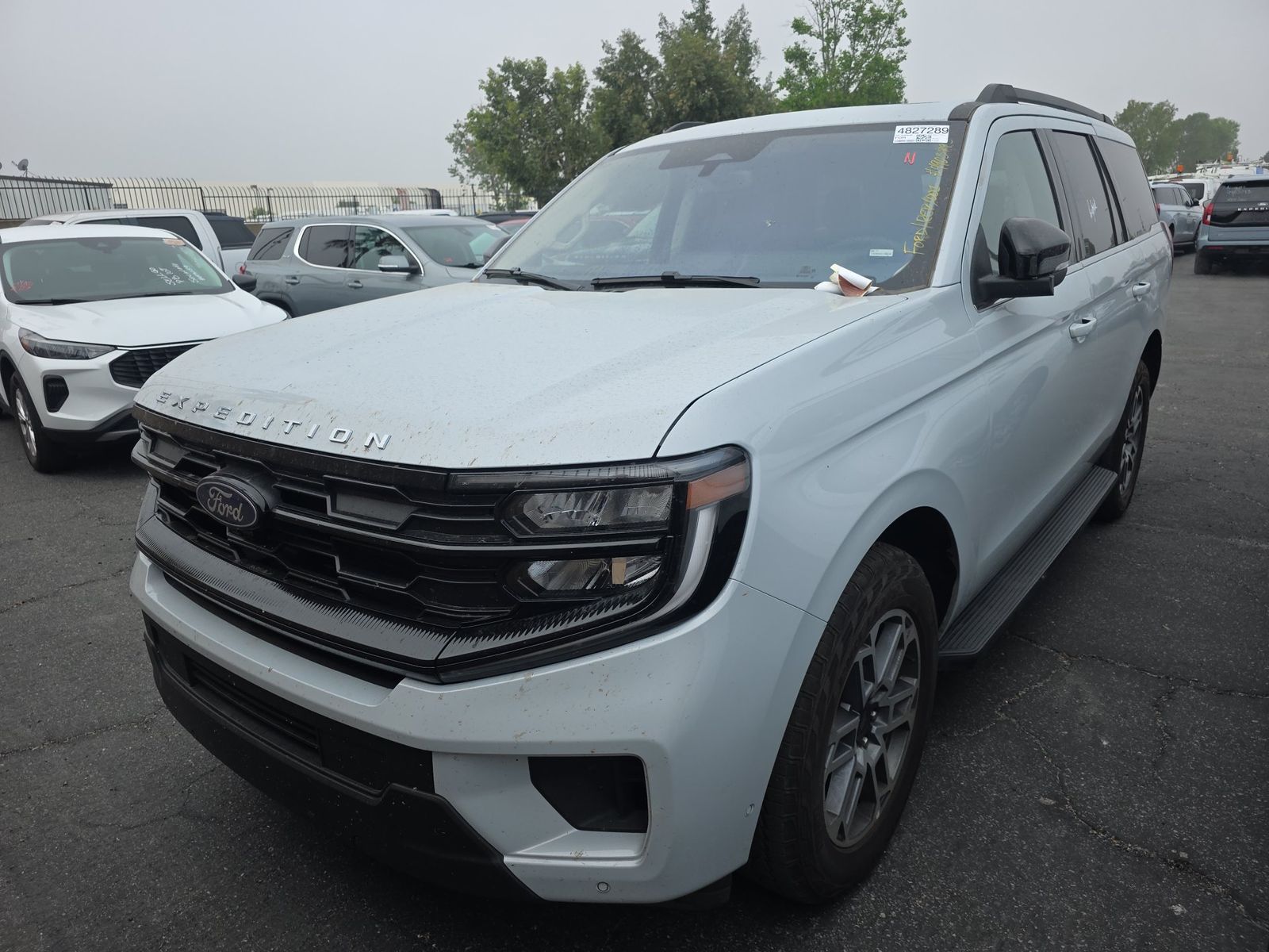 FORD EXPEDITION - 1