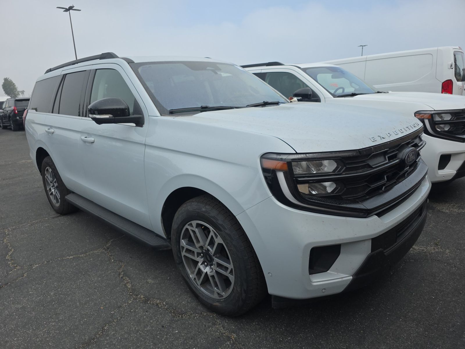 FORD EXPEDITION - 4