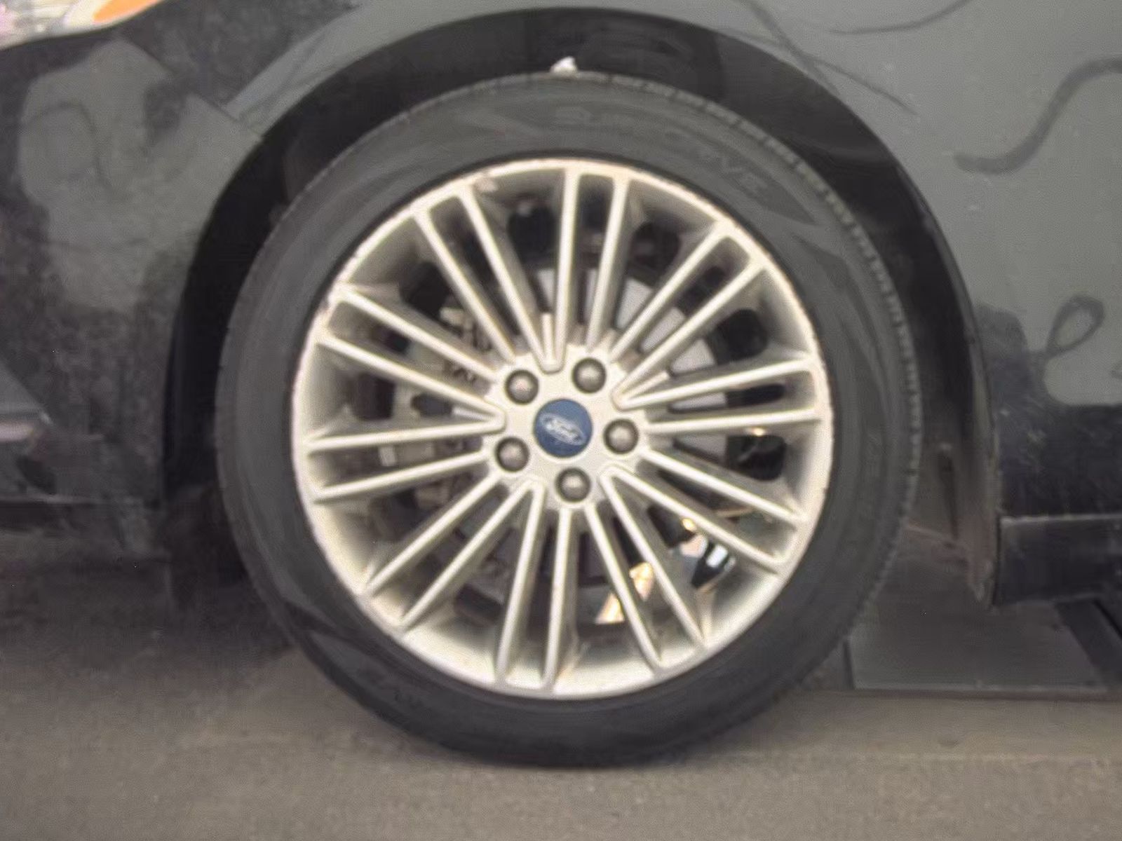 FORD FUSION - 10