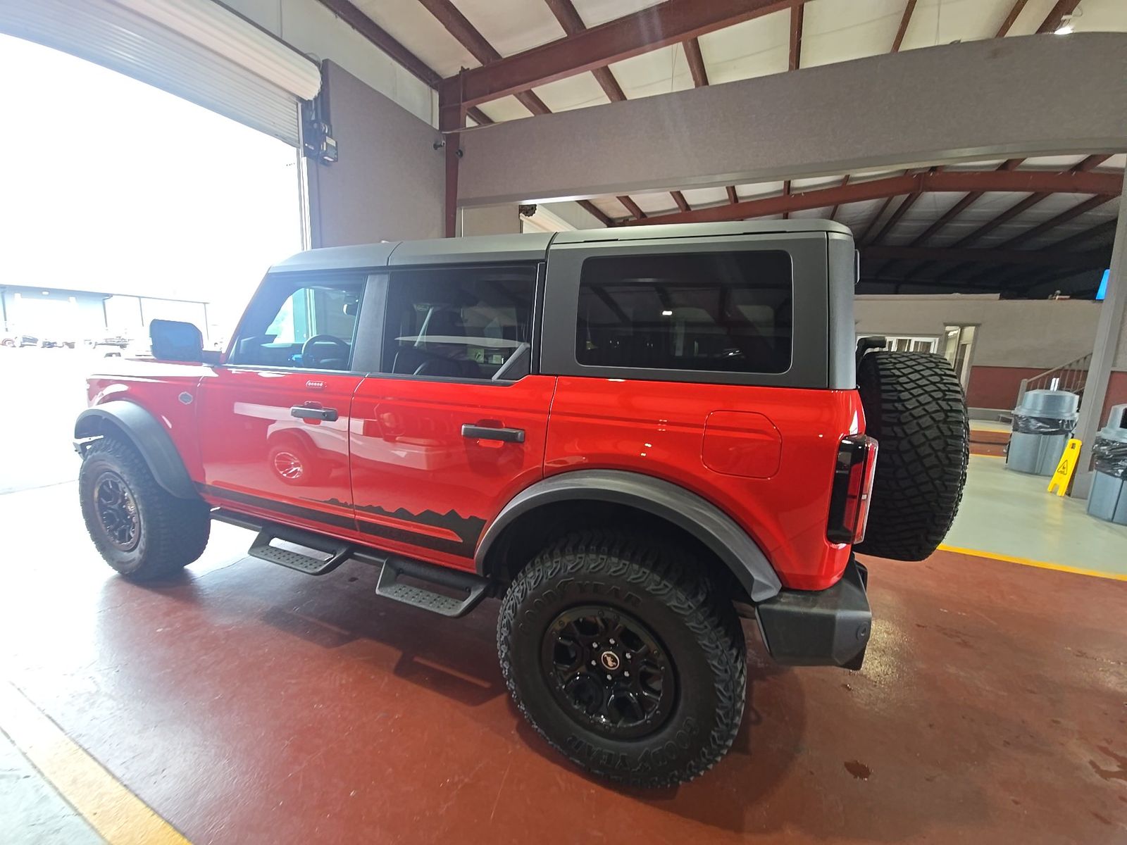 FORD BRONCO - 7