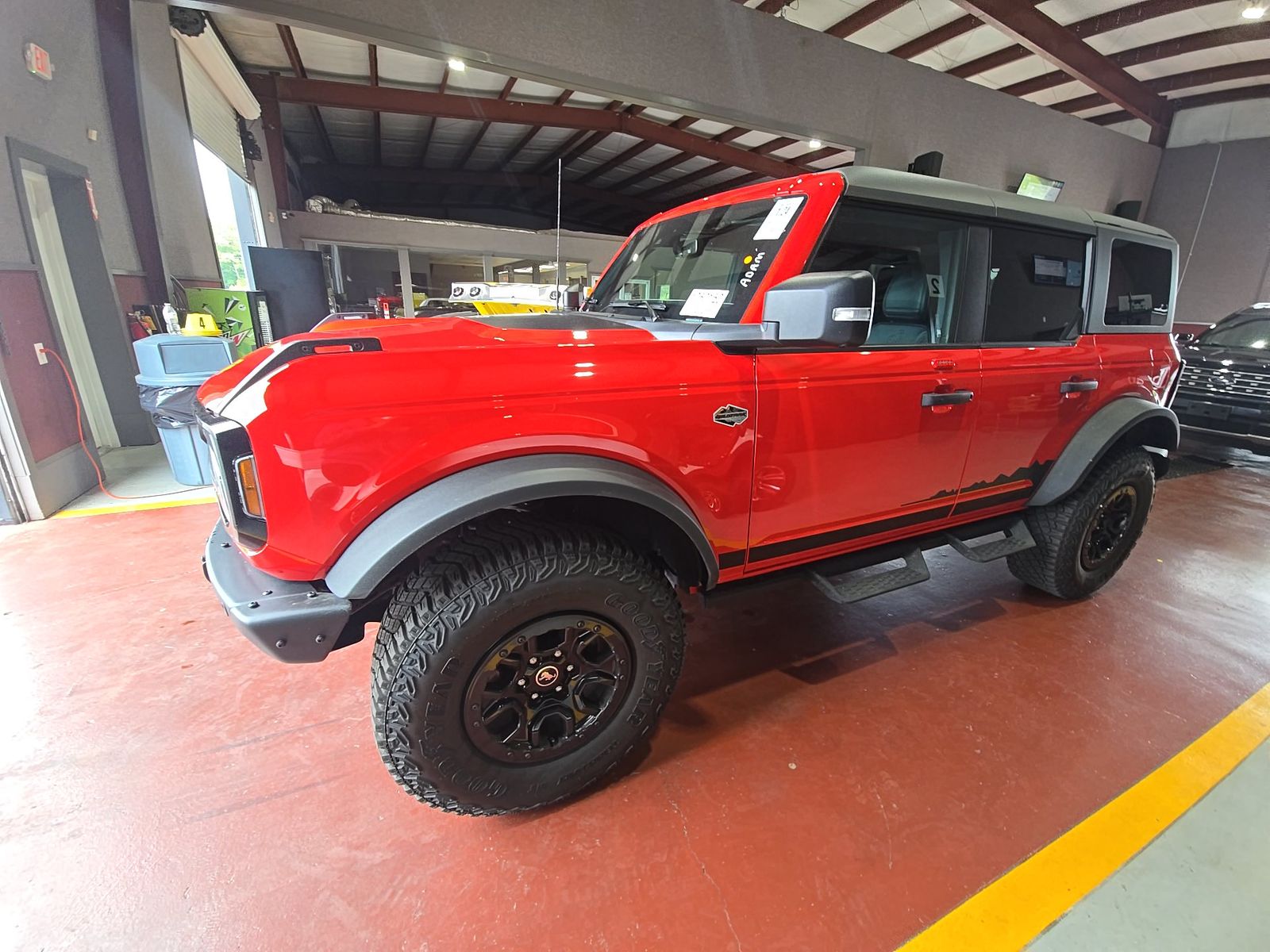 FORD BRONCO - 1
