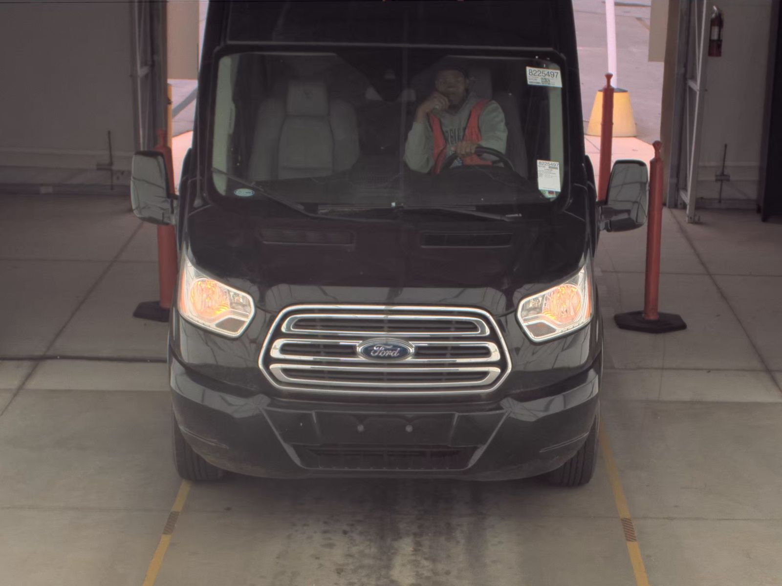 FORD TRANSIT 250 - 3