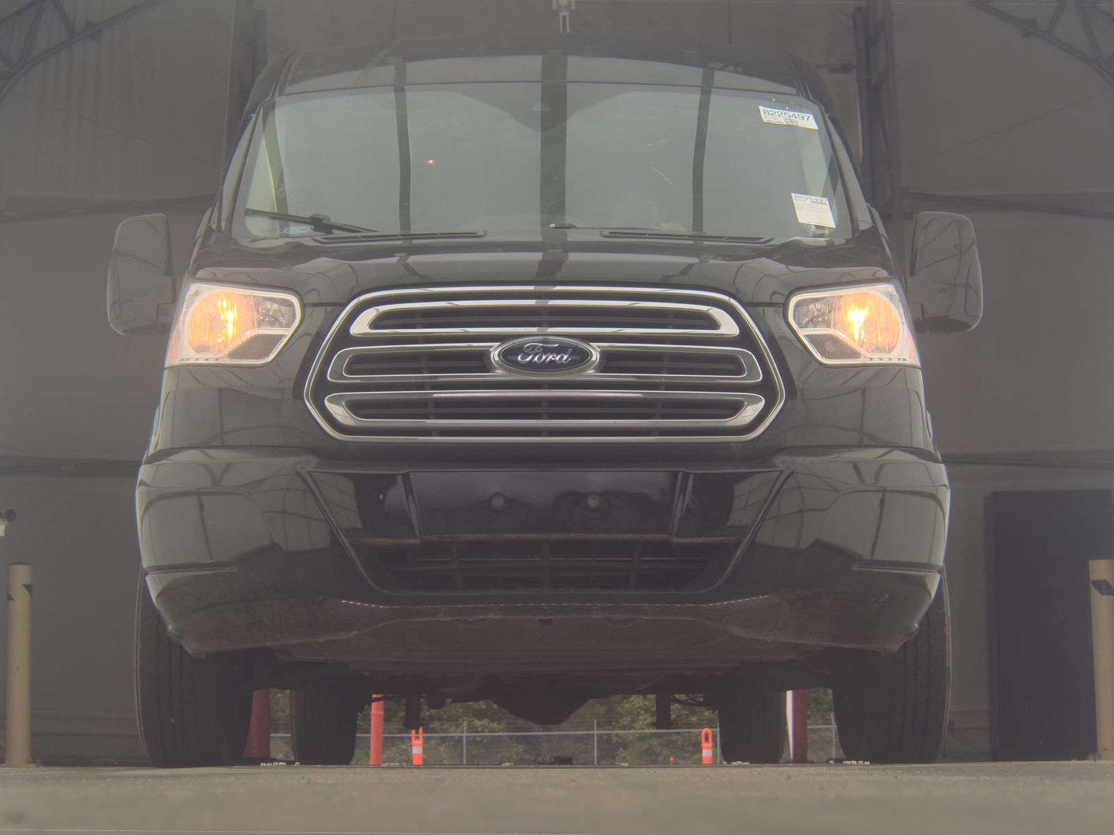 FORD TRANSIT 250 - 4