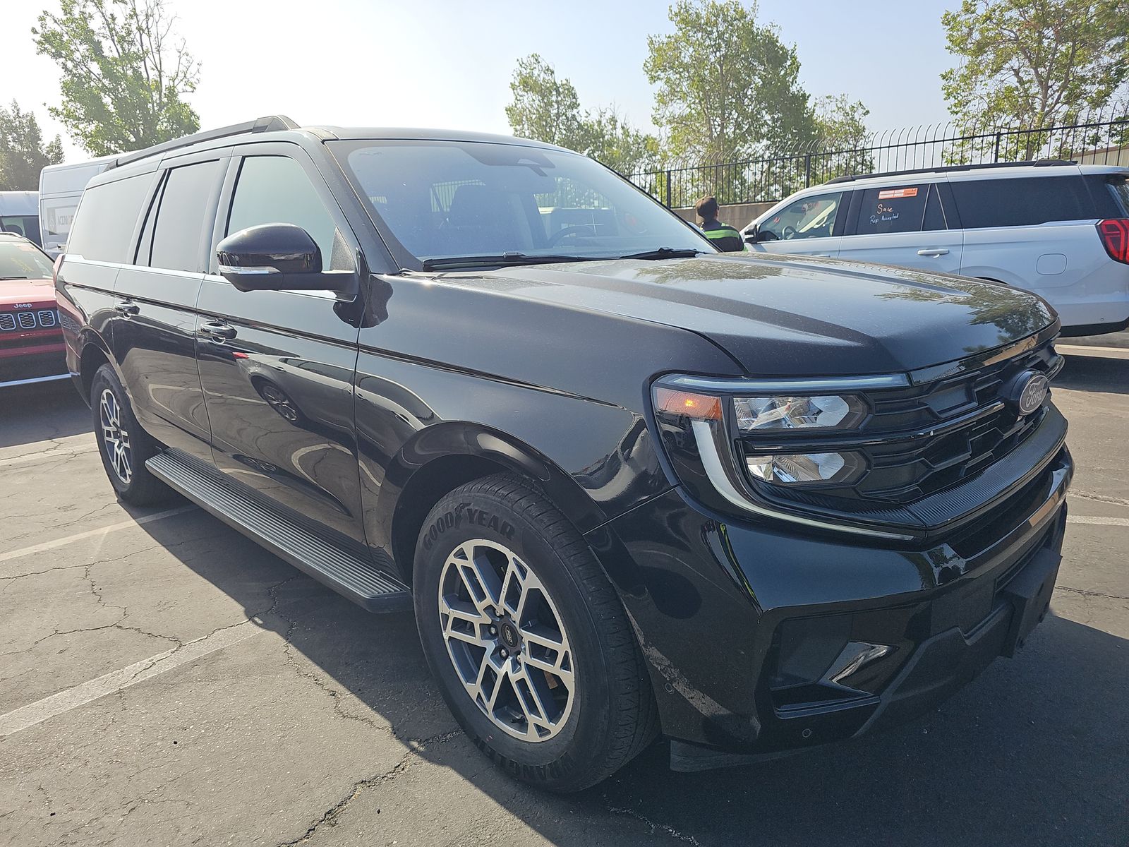 FORD EXPEDITION MAX - 4