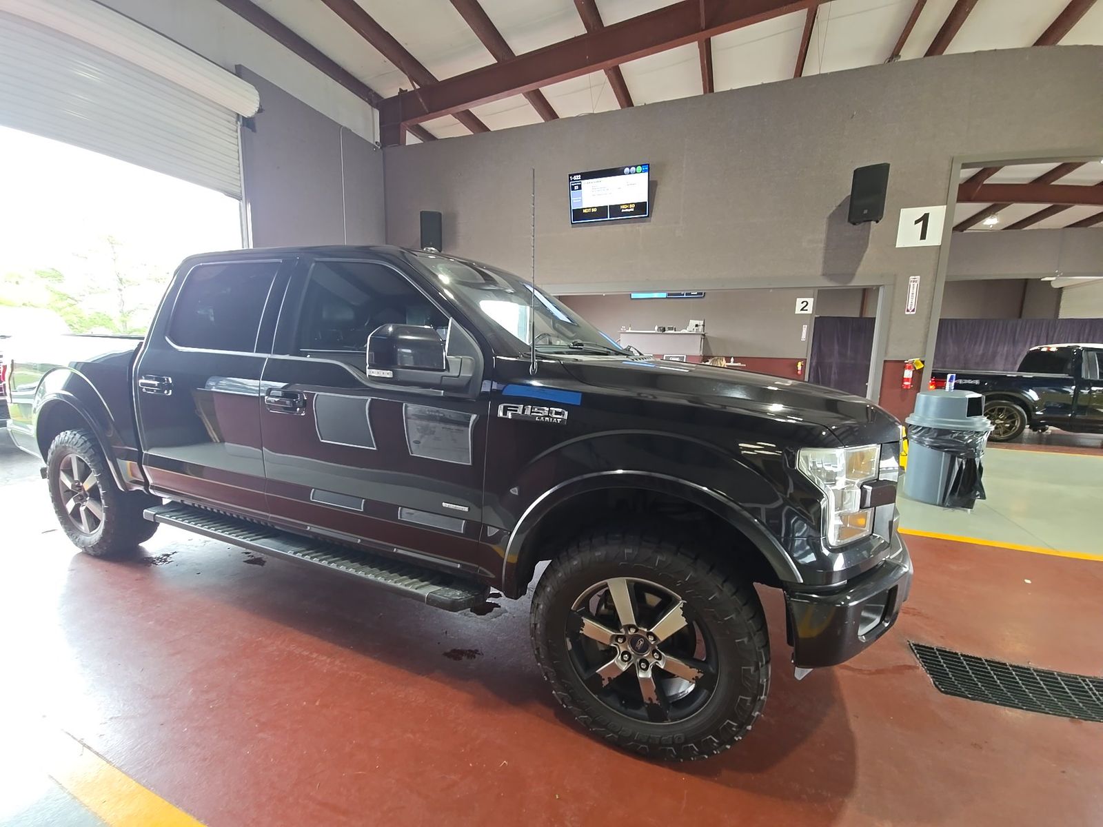 FORD F-150 - 4