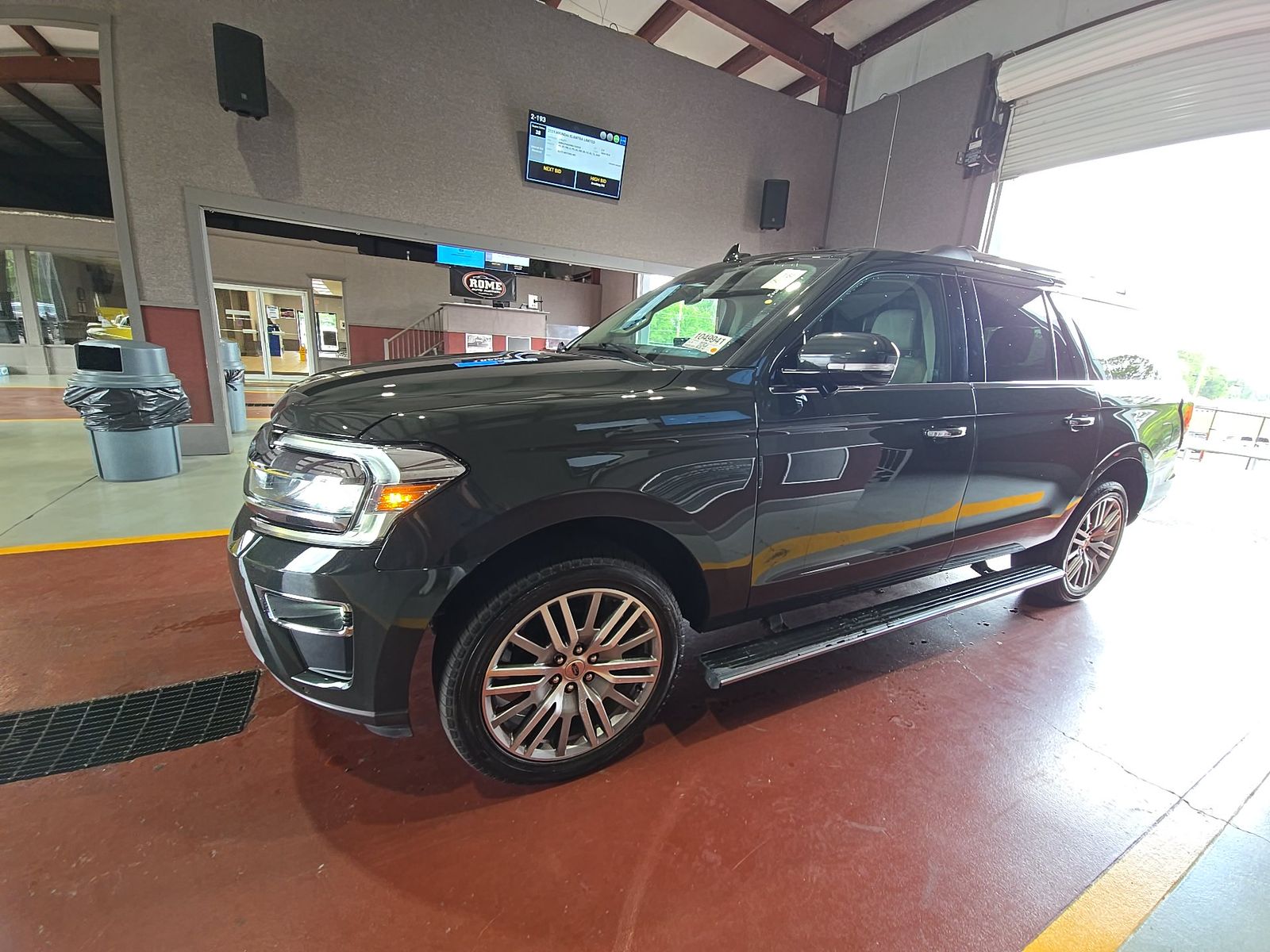 FORD EXPEDITION MAX - 1