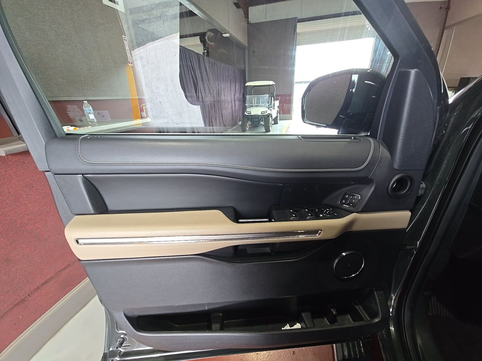 FORD EXPEDITION MAX - 10