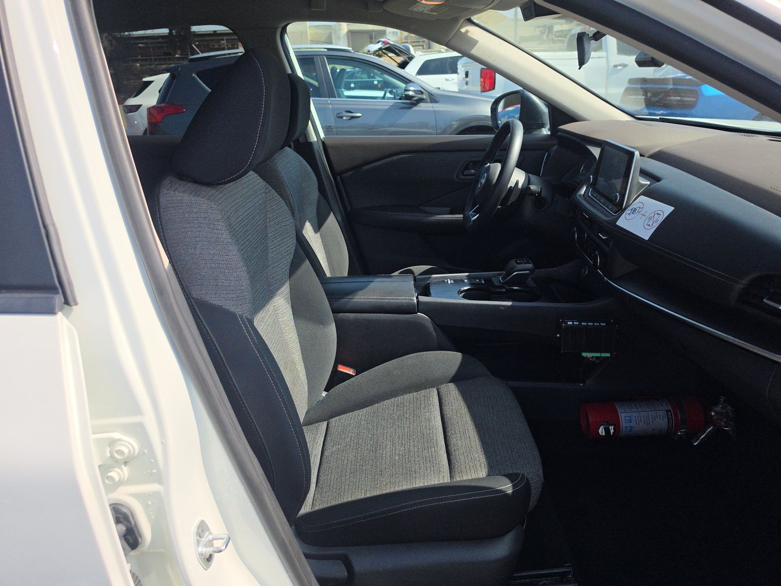 2022 Nissan Rogue S FWD