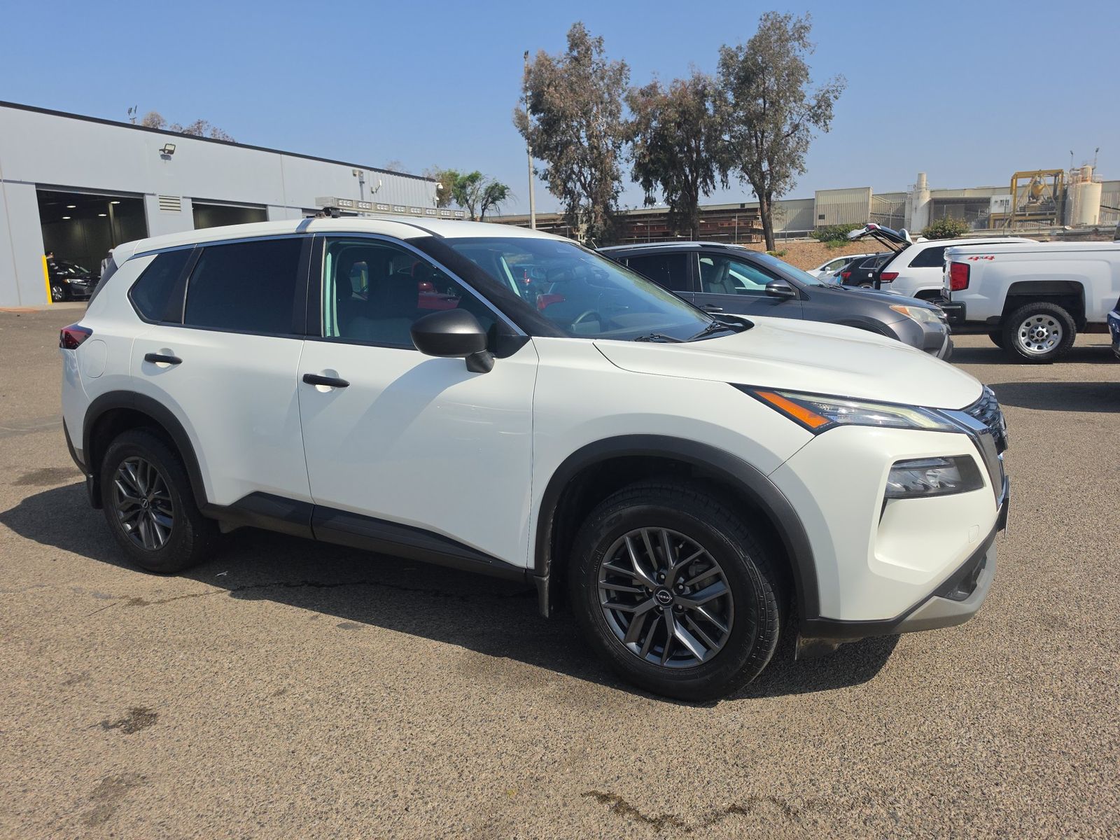 2022 Nissan Rogue S FWD