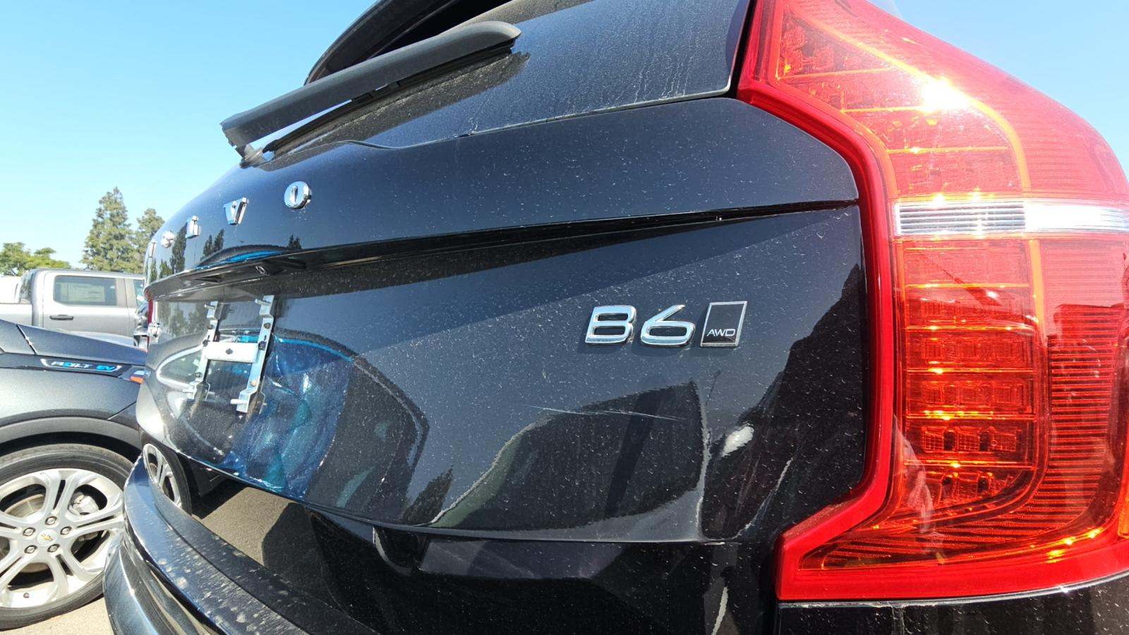 2025 Volvo XC90 B6 Plus FWD