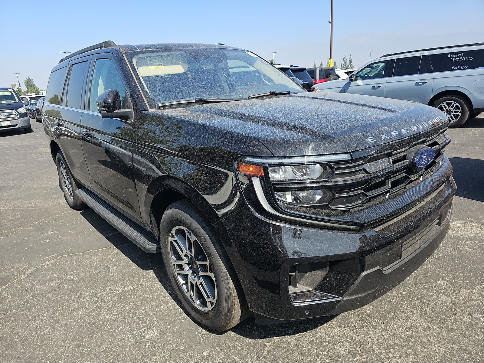 FORD EXPEDITION - 4