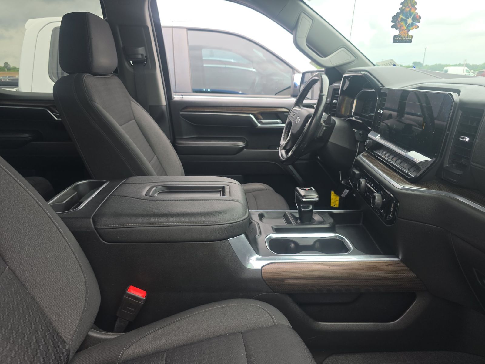 2022 Chevrolet Silverado 1500 RST AWD