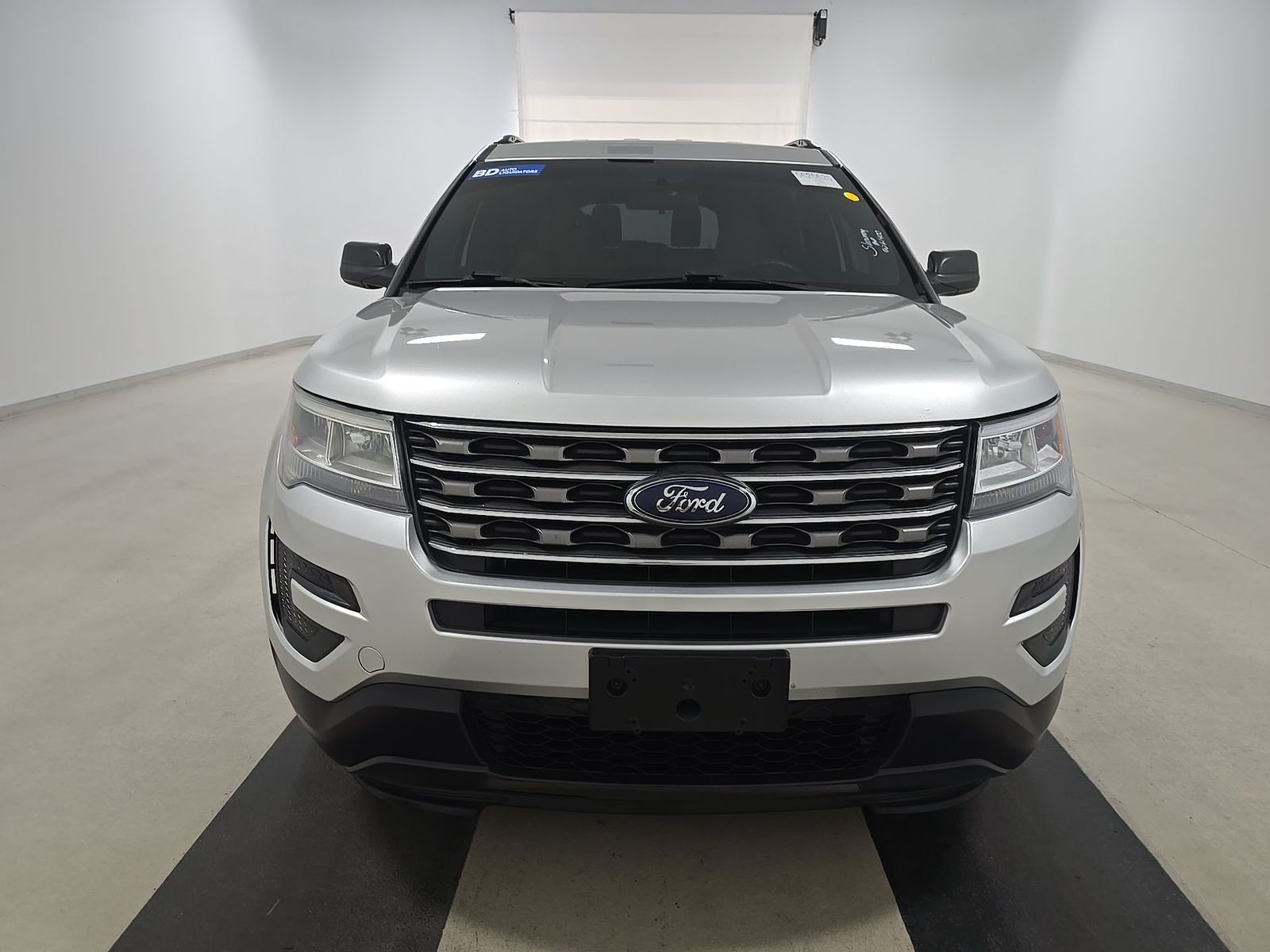 FORD EXPLORER - 3