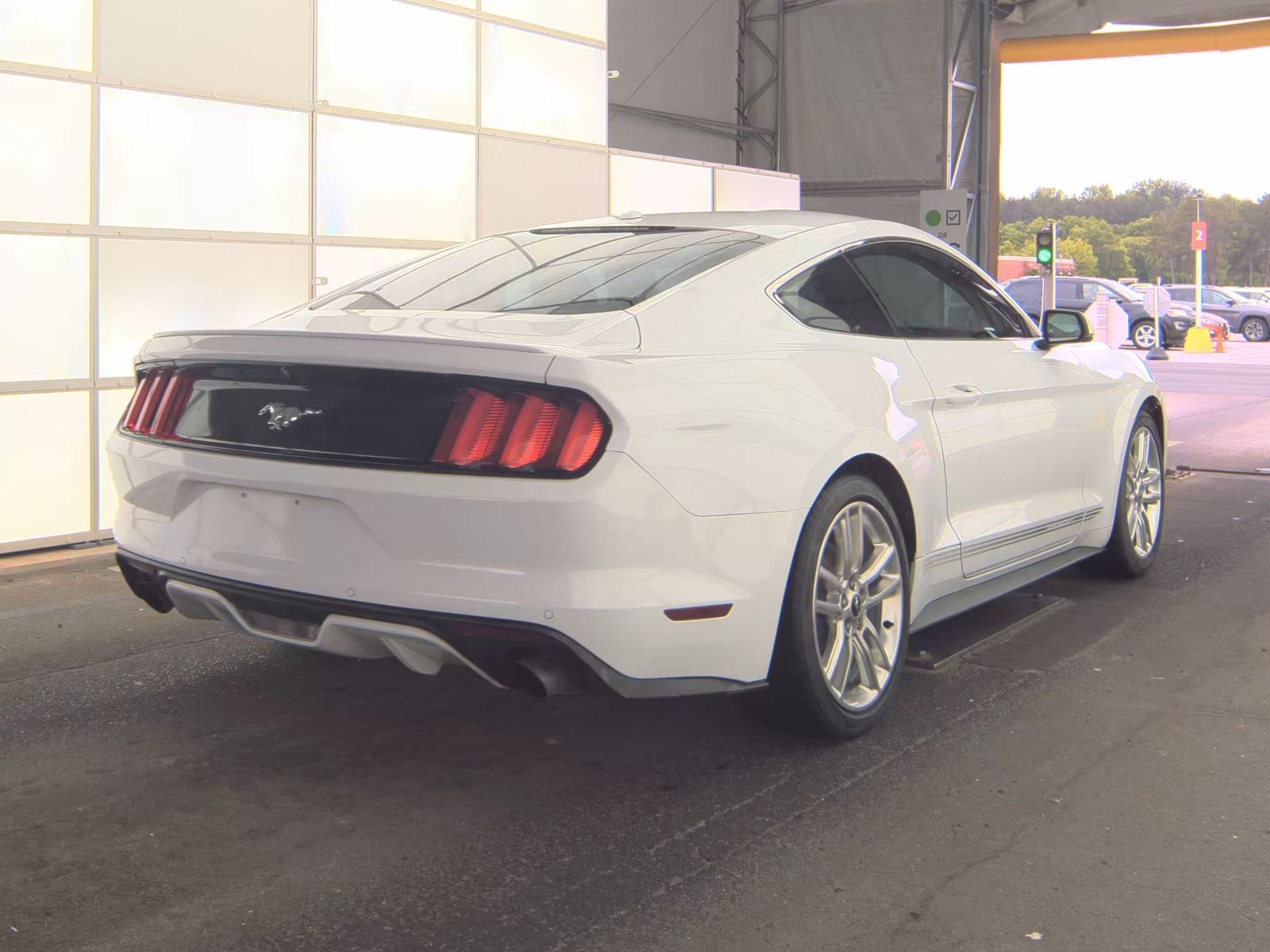 FORD MUSTANG - 6