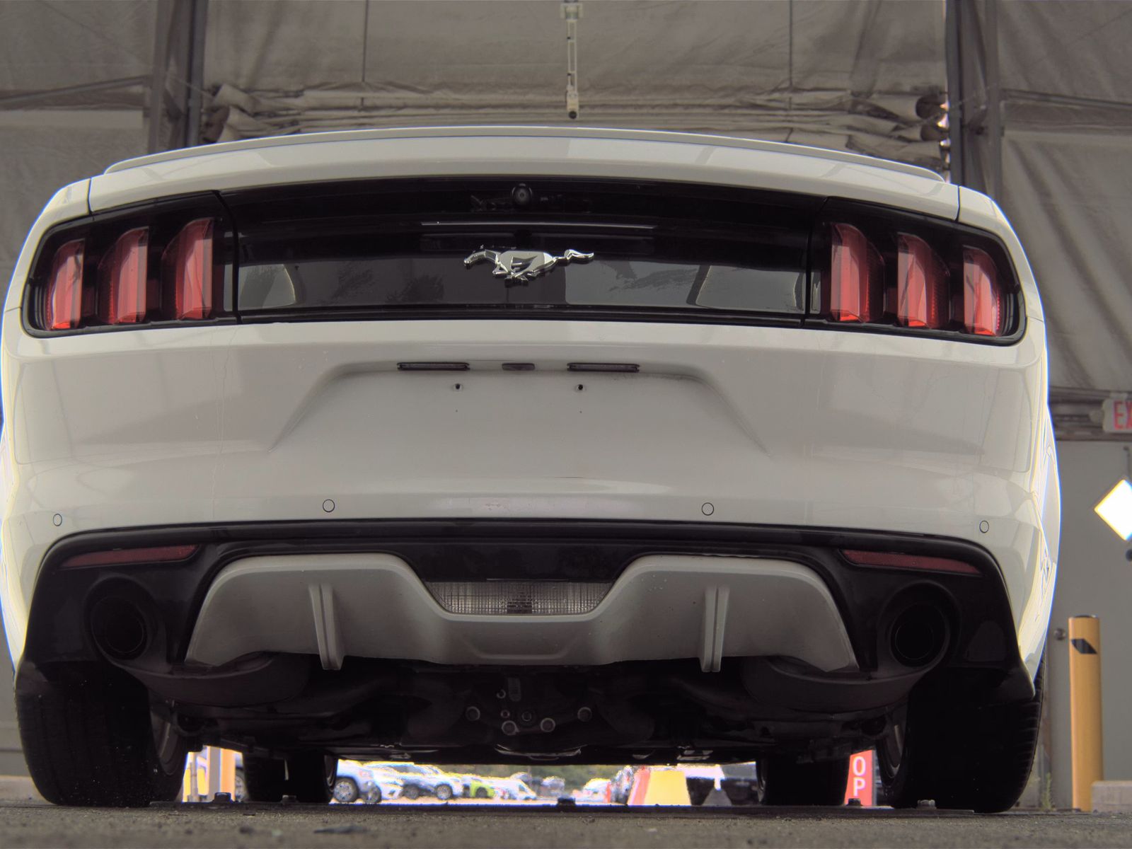 FORD MUSTANG - 8