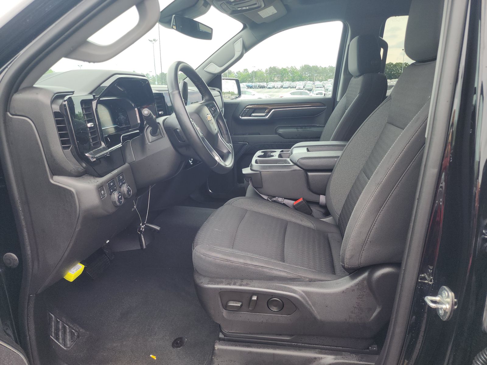 2023 Chevrolet Silverado 1500 LT AWD