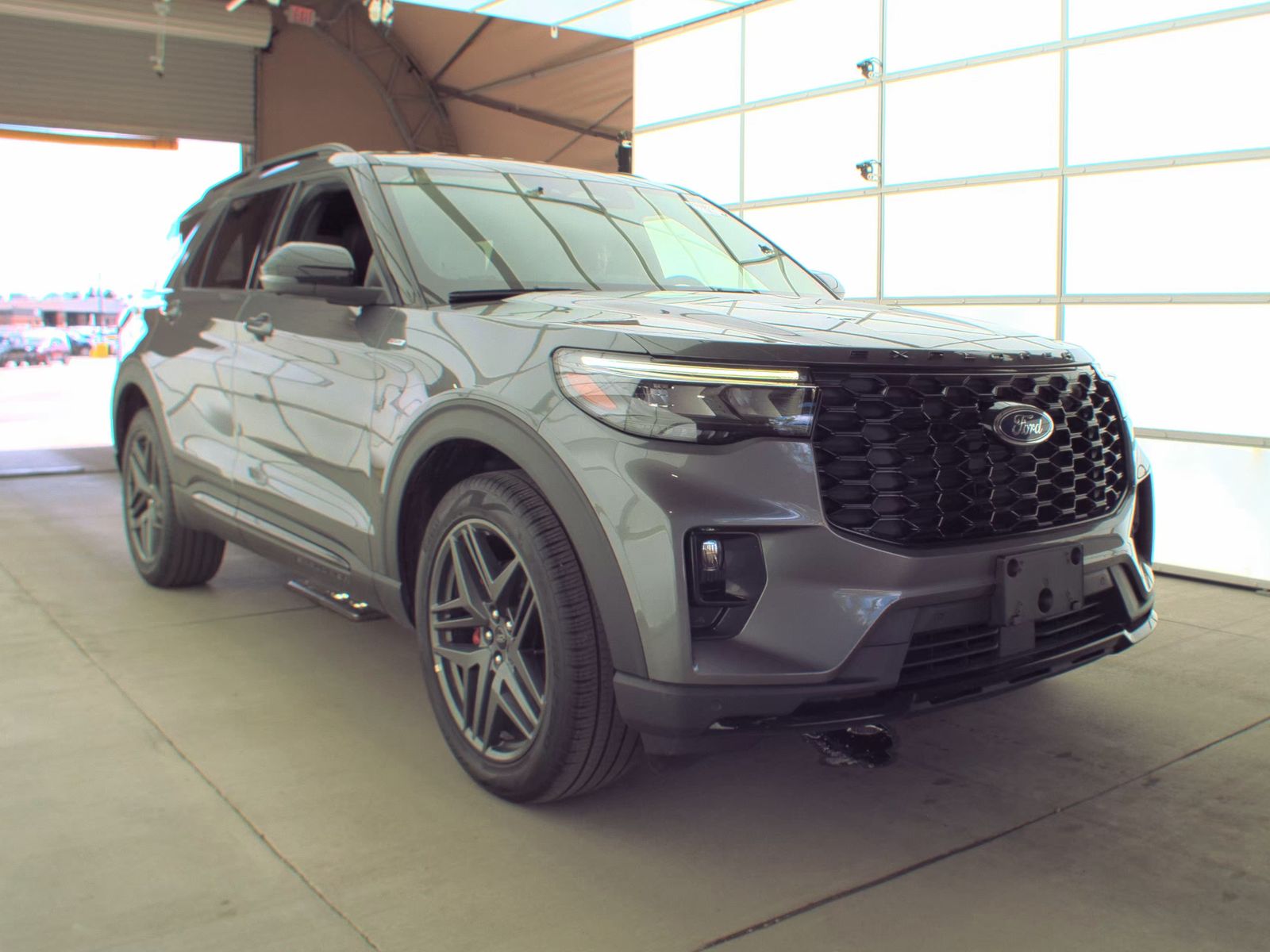 FORD EXPLORER - 5