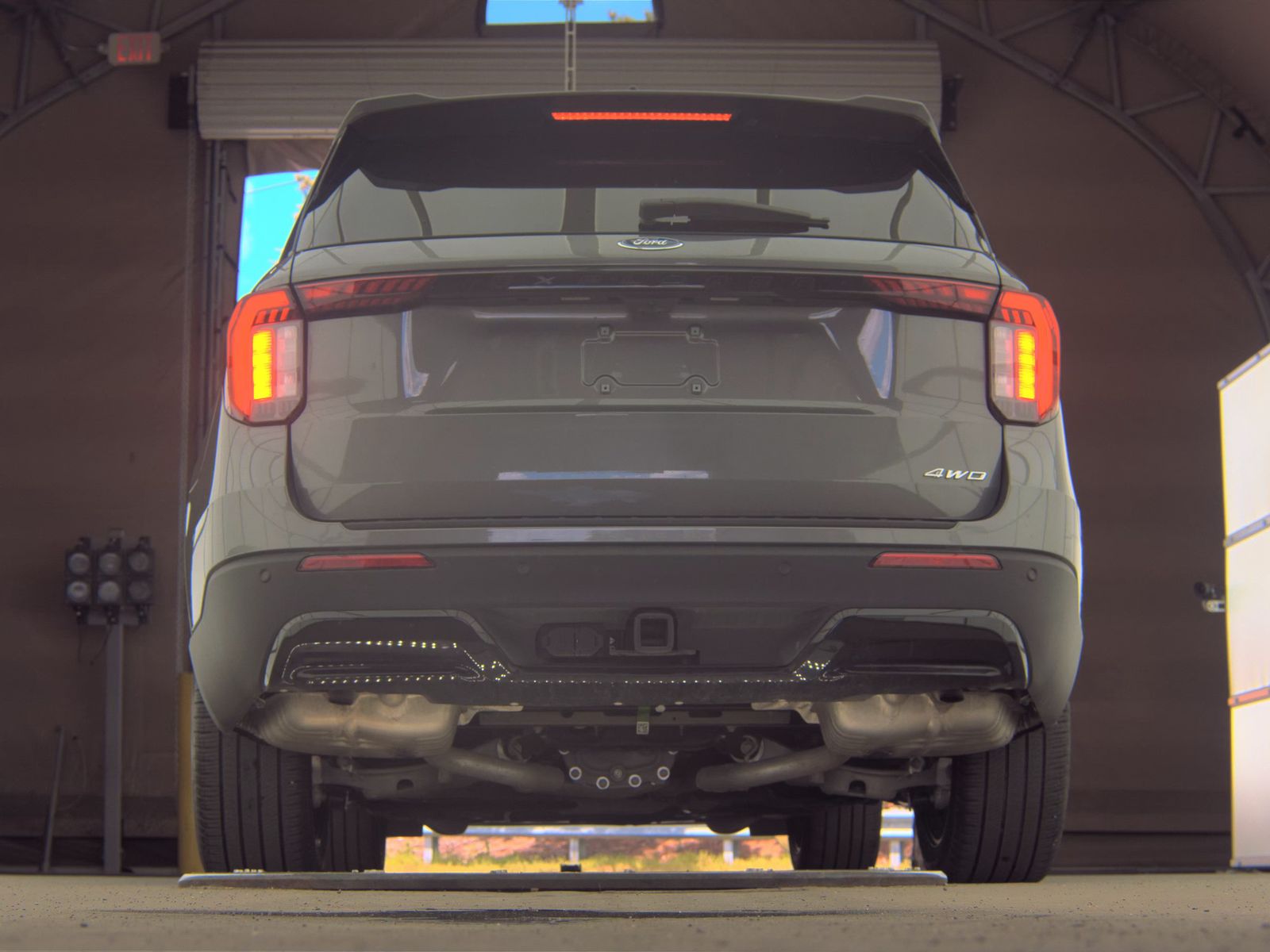 FORD EXPLORER - 8