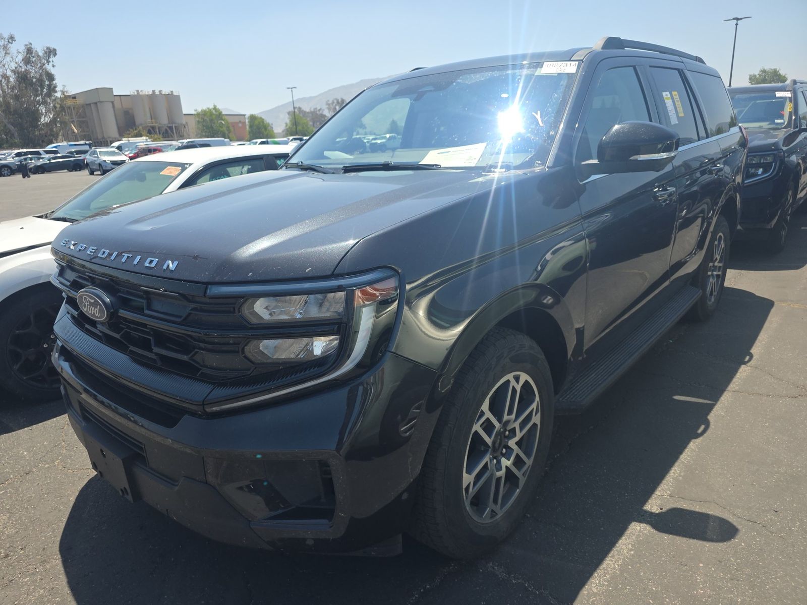 FORD EXPEDITION - 1