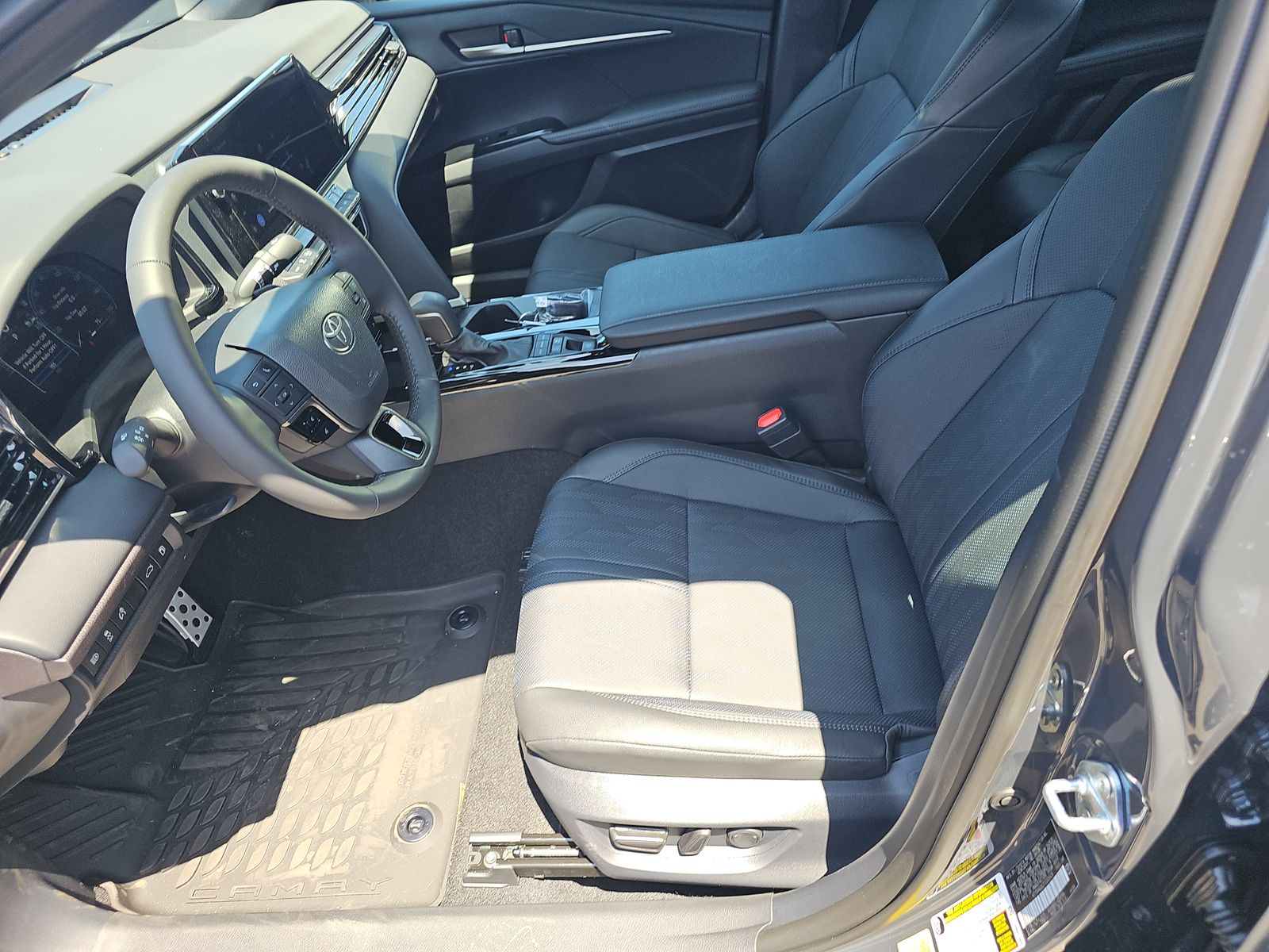 TOYOTA CAMRY - 8