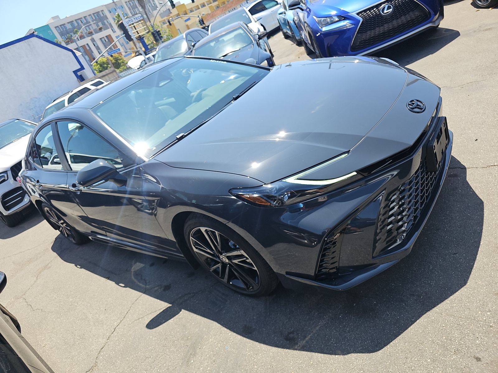TOYOTA CAMRY - 4