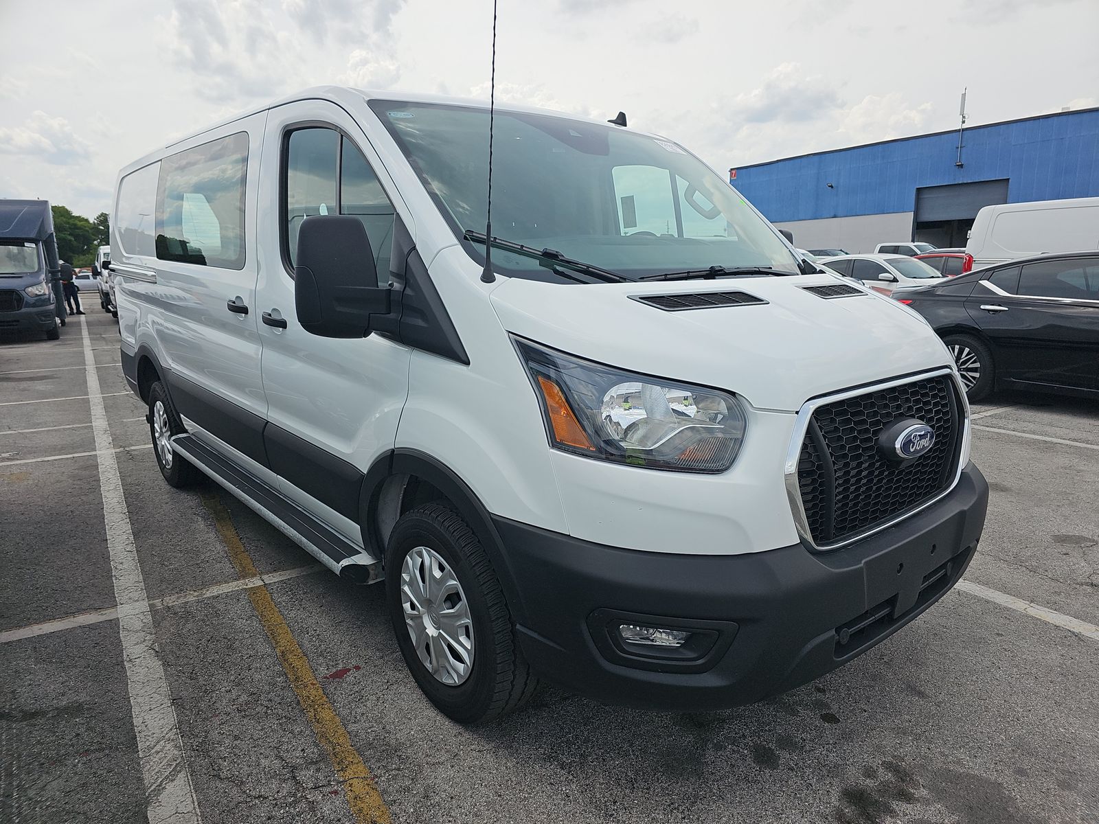 FORD TRANSIT 250 - 4