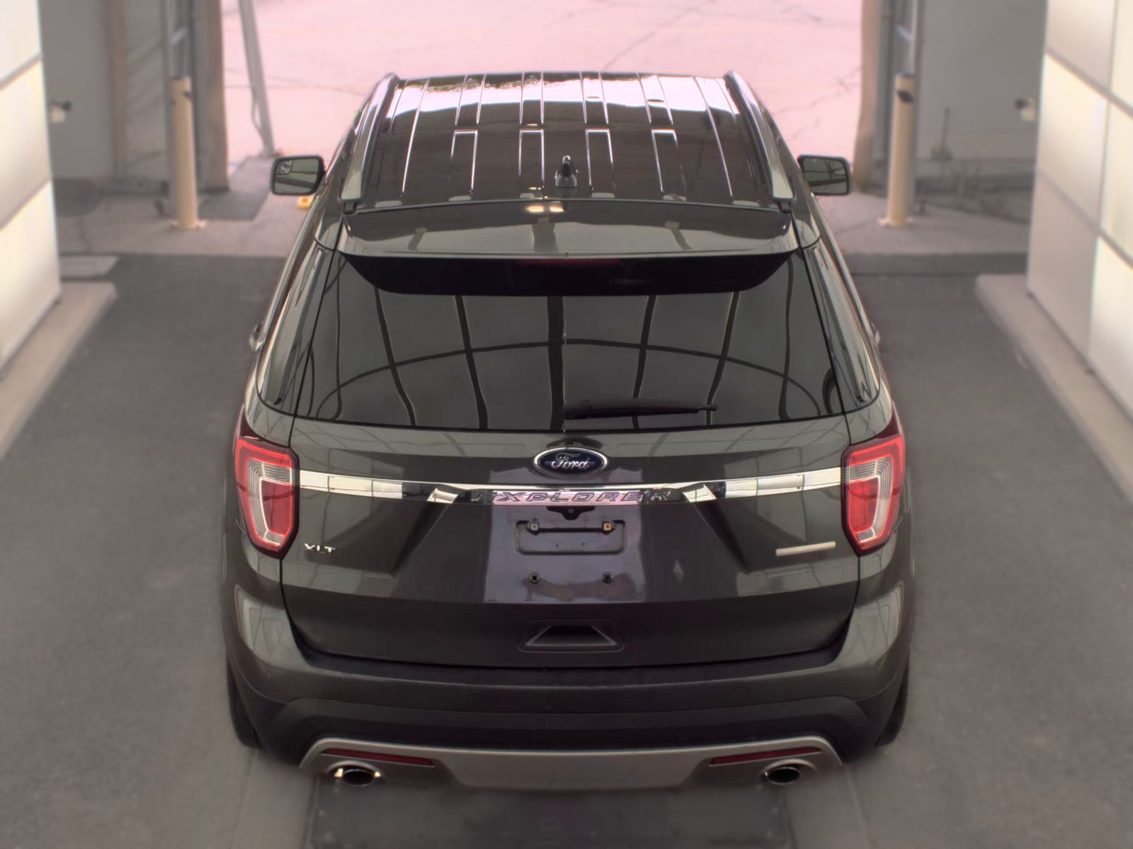FORD EXPLORER - 7