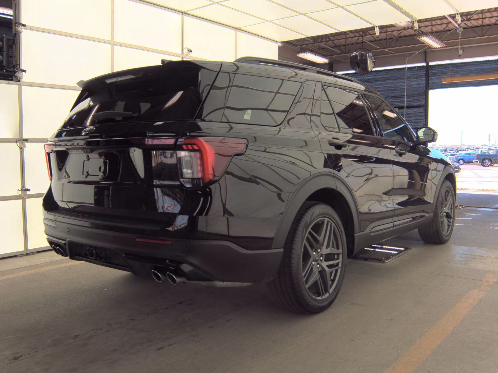 FORD EXPLORER - 6