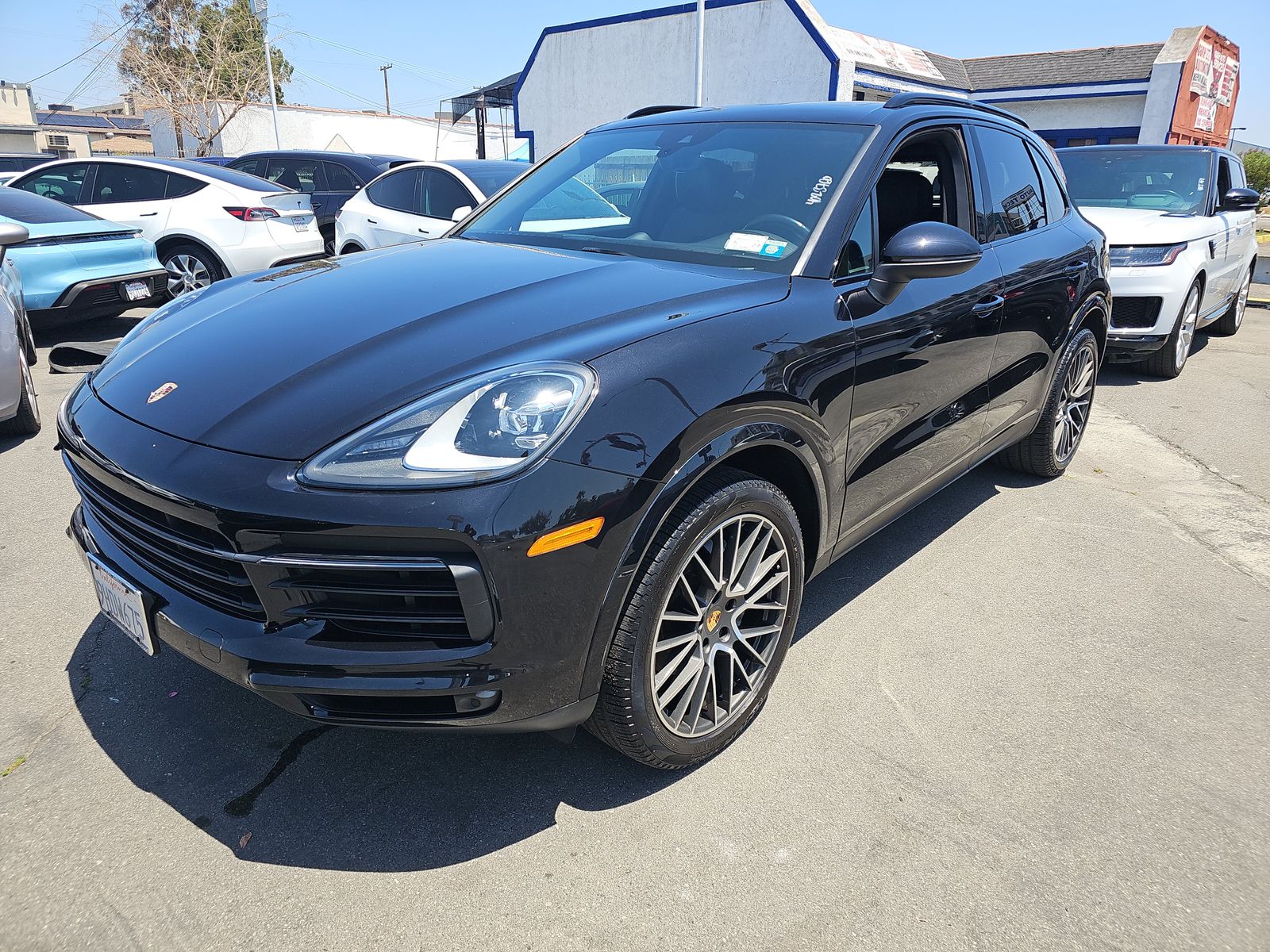 PORSCHE CAYENNE - 1